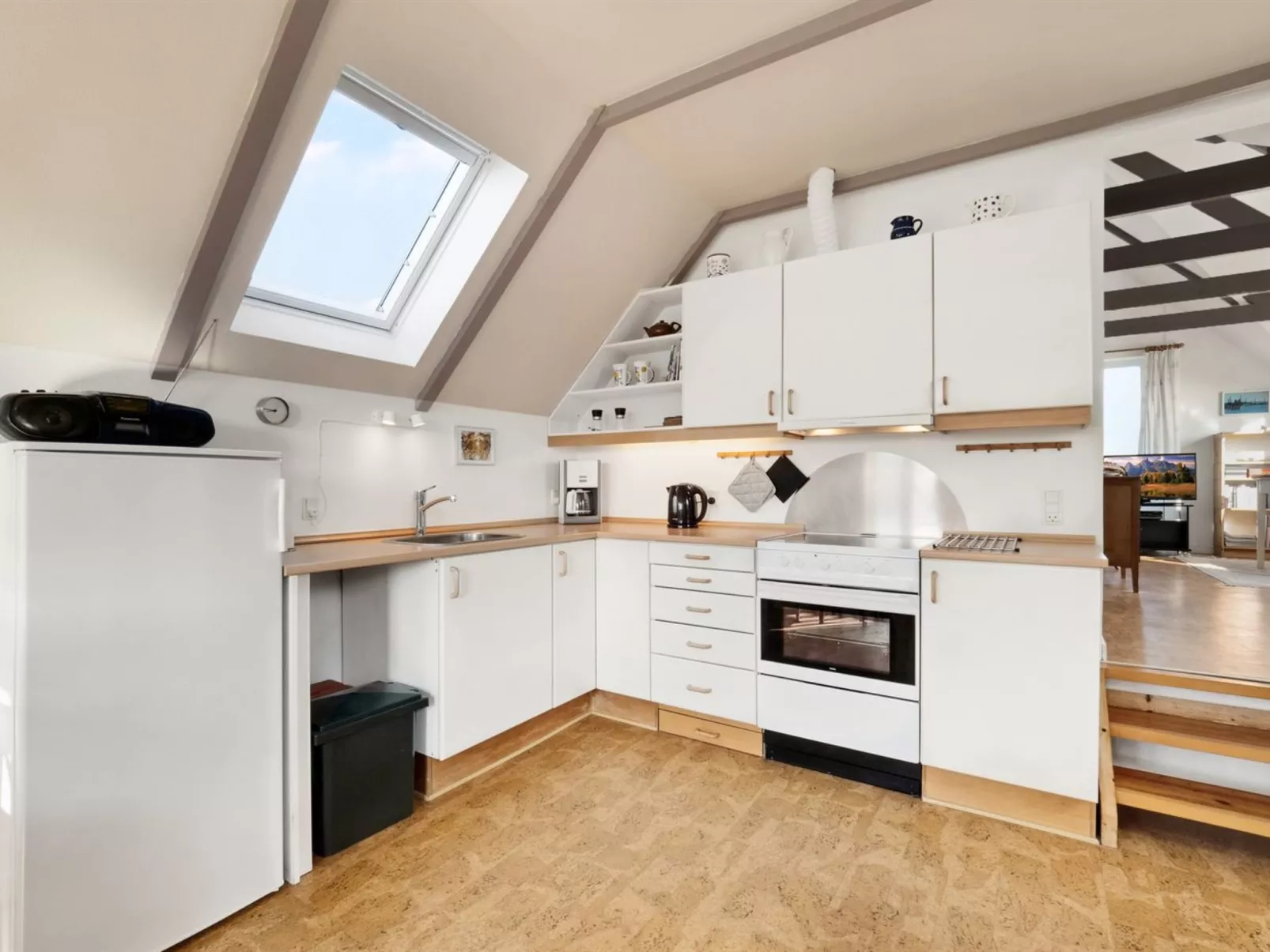 "Ebba" - 25m from the sea-Binnen