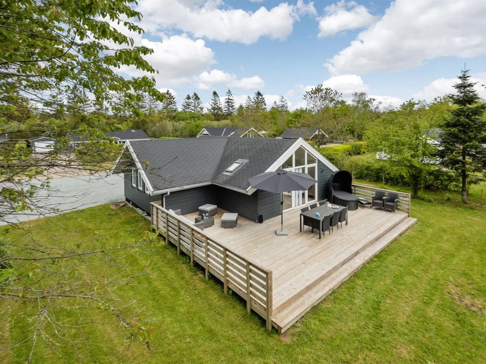 "Aleide" - 29km from the sea-Buiten