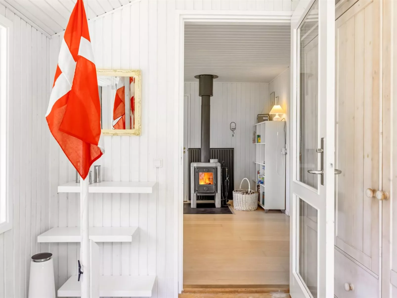 "Gullborg" - 800m from the sea-Binnen