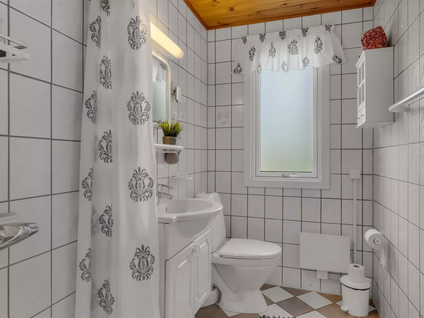 "Aima" - 400m from the sea-Binnen