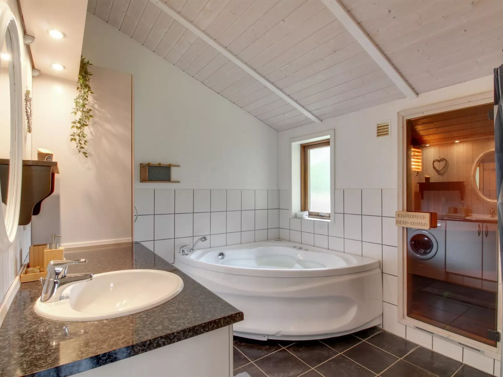 "Arvi" - 30km from the sea-Binnen