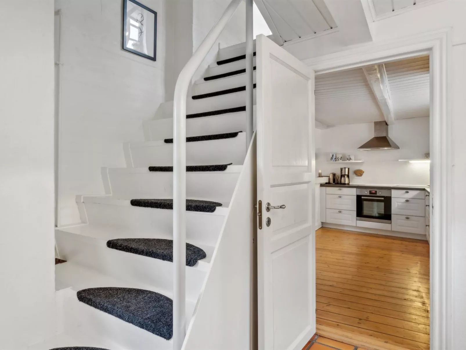 "Zezilie" - 500m from the sea-Binnen