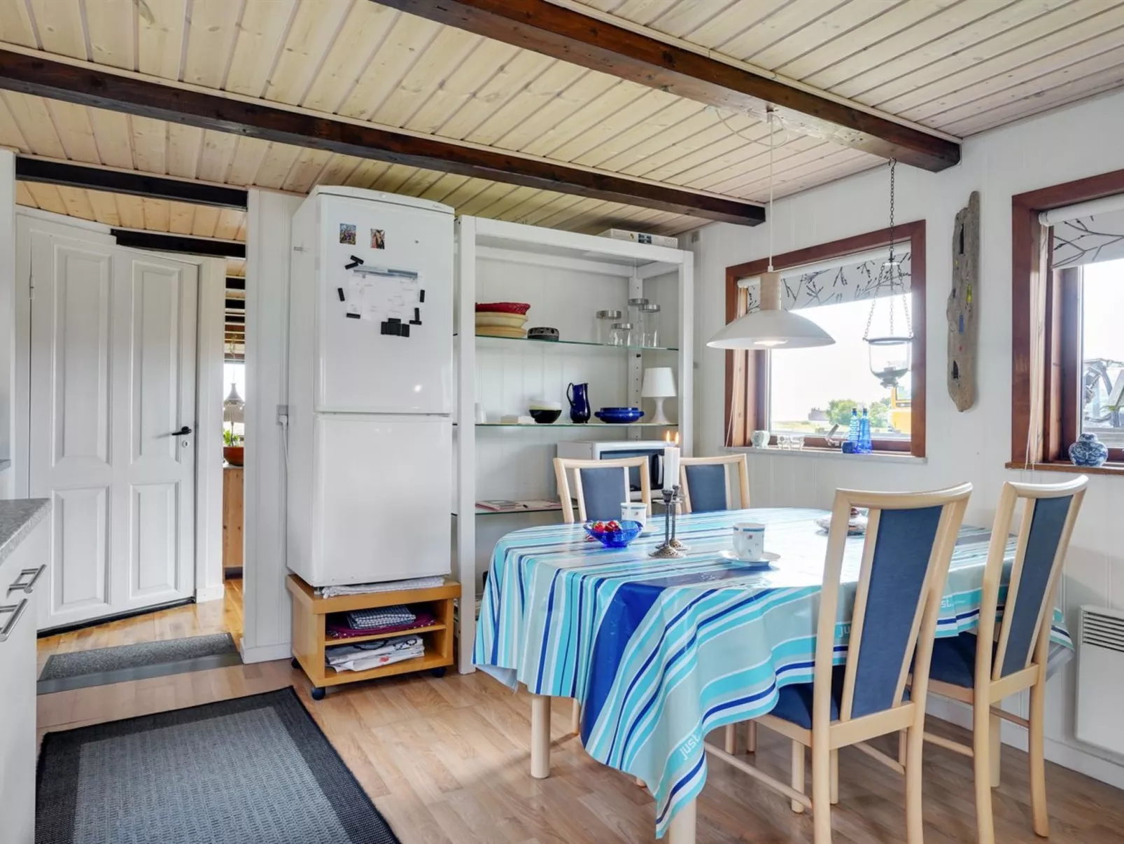 "Leocadia" - 150m to the fjord-Binnen