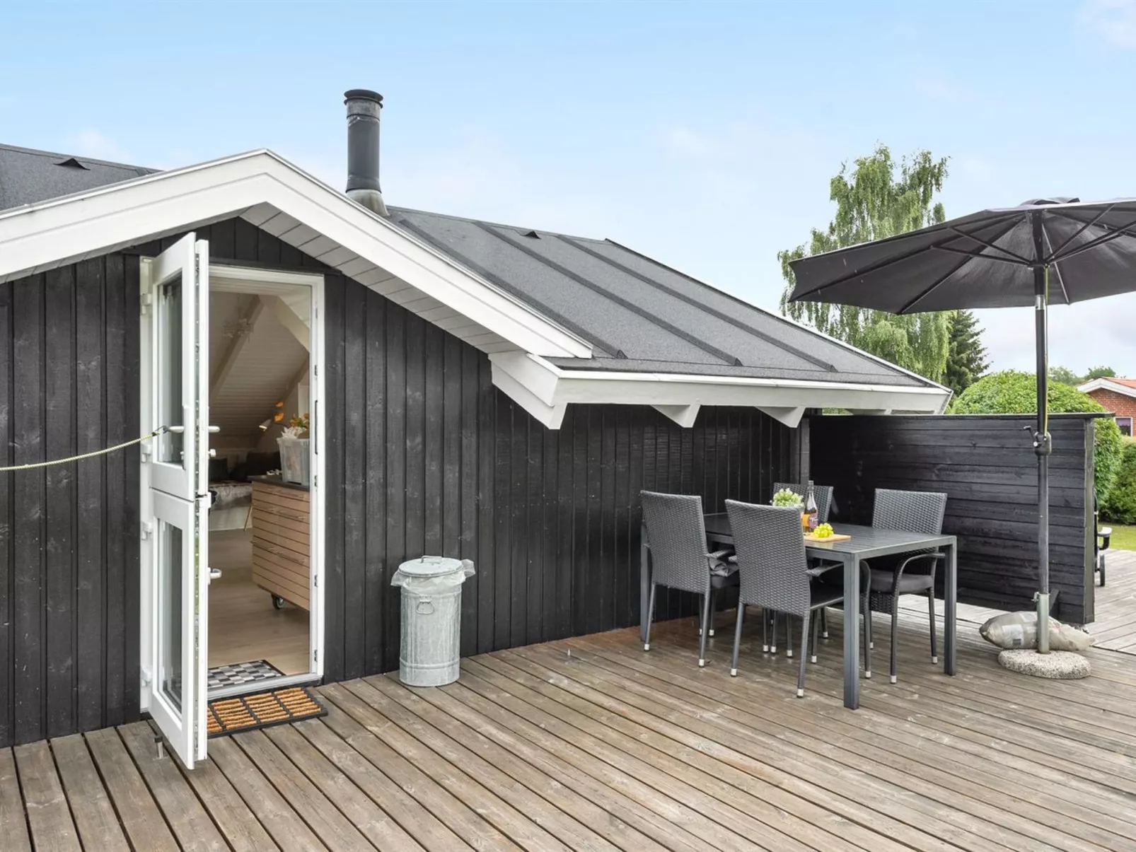 "Ullakarin" - 350m from the sea-Buiten