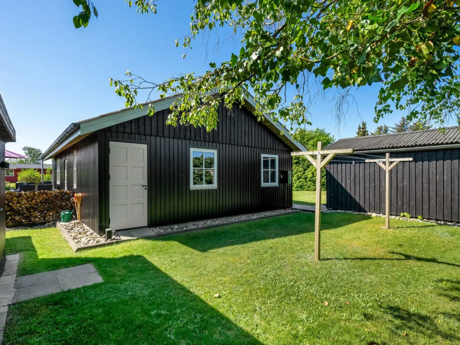 "Esalina" -  from the sea-Buiten