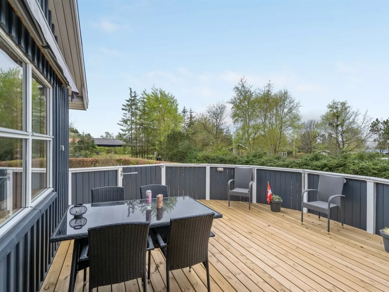 "Rafn" - 550m from the sea-Buiten