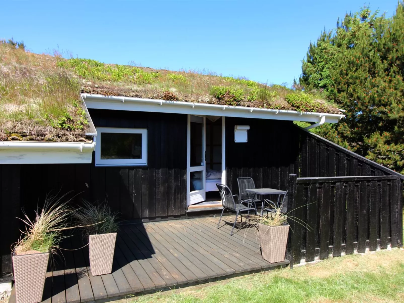 "Anthonia" - 1.6km from the sea-Buiten