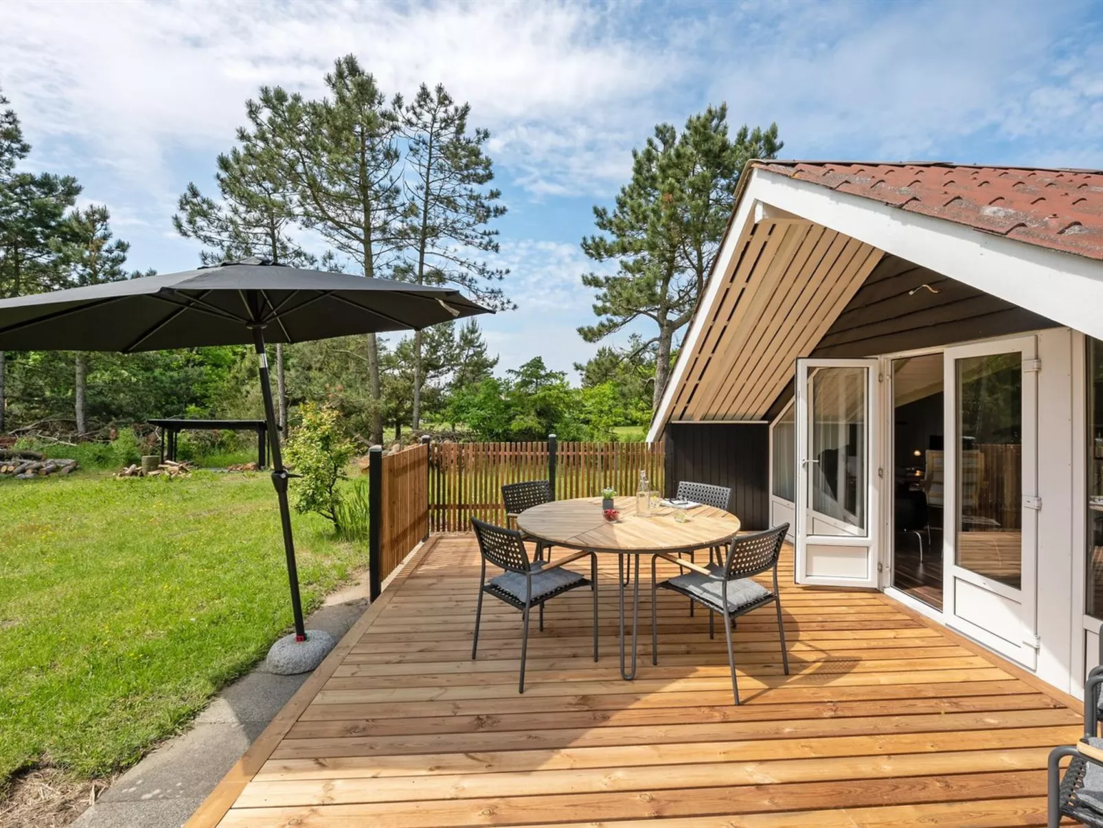 "Cornelia" - 100m to the fjord-Buiten