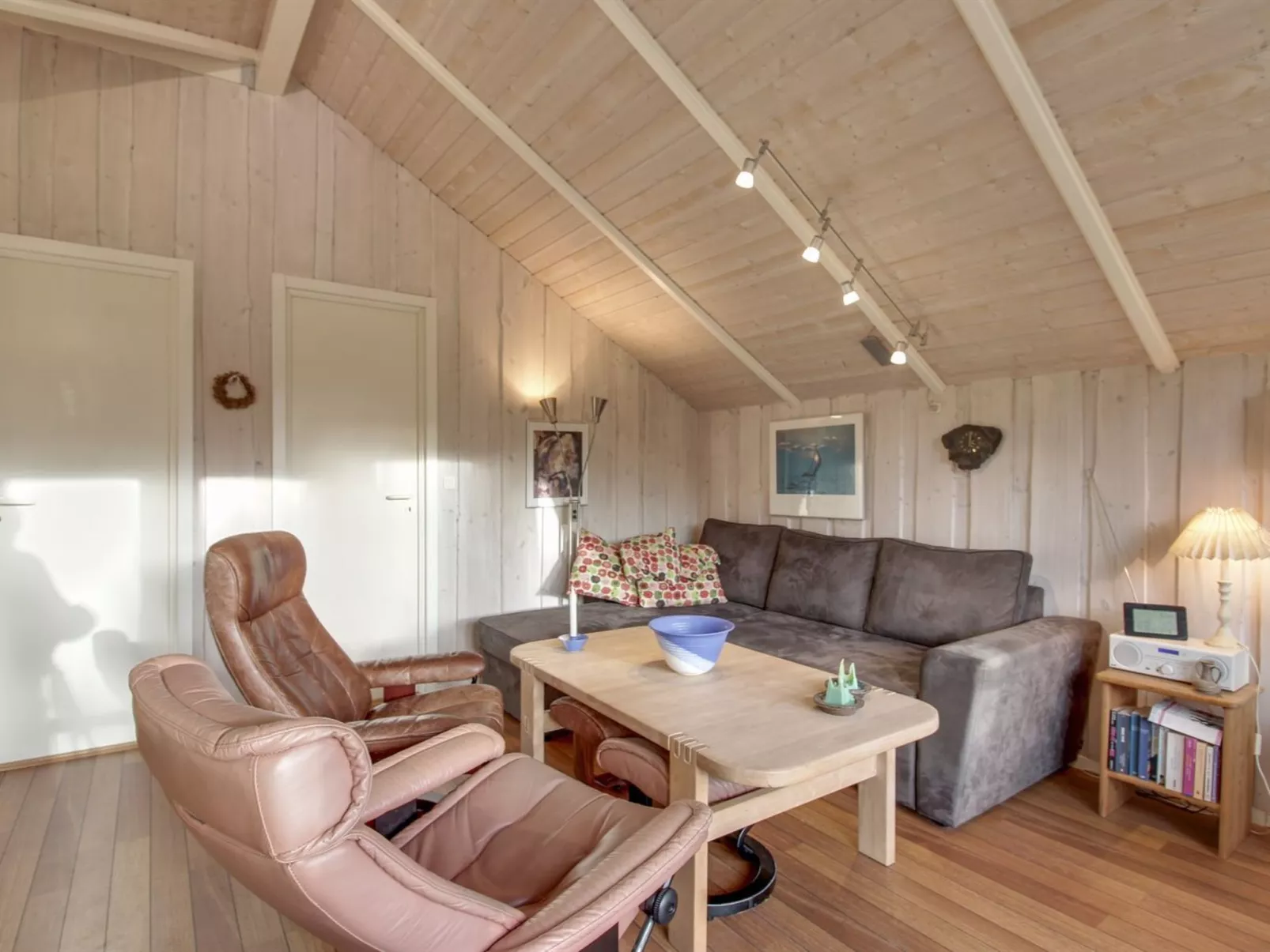 "Eline" - 1.5km from the sea-Binnen