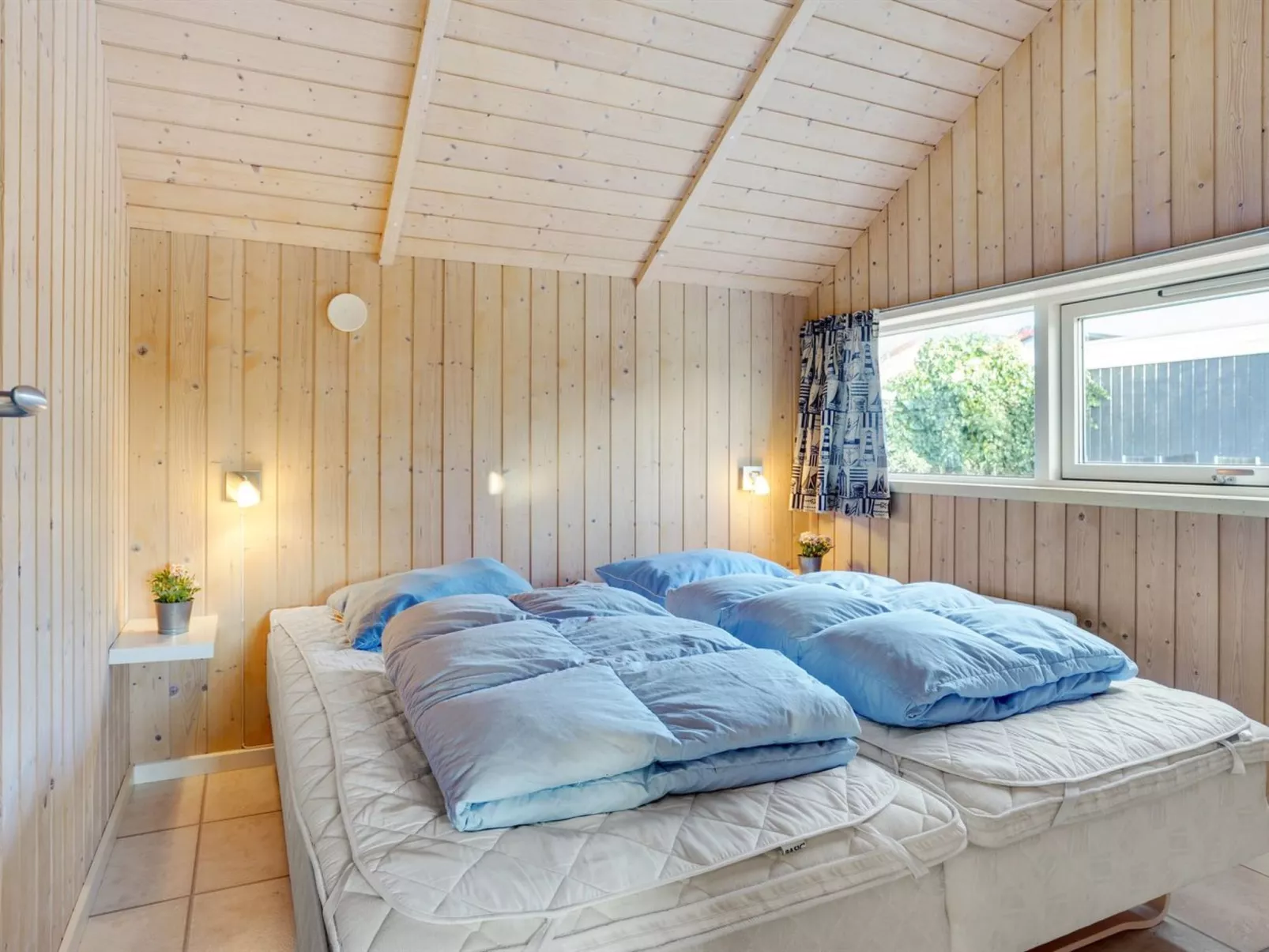 "Gertrud" -  from the sea-Binnen