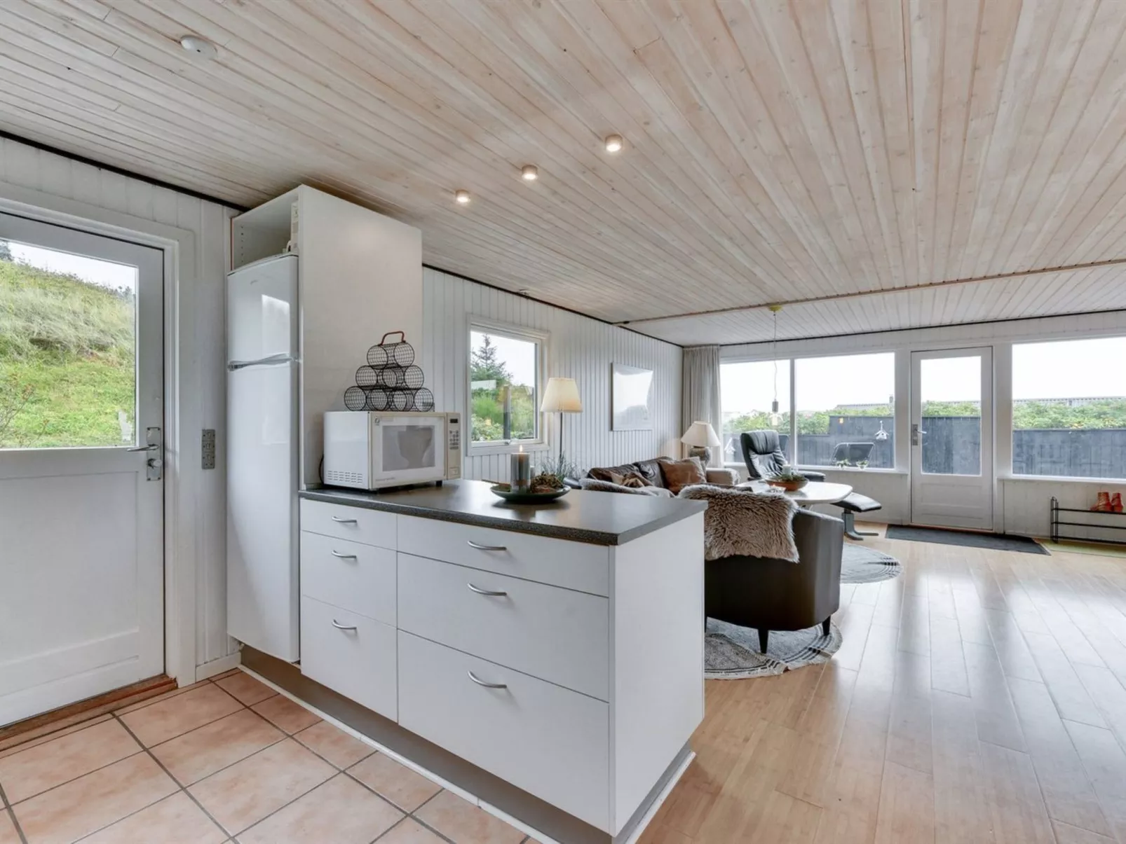 "Hélène" - 400m from the sea-Binnen