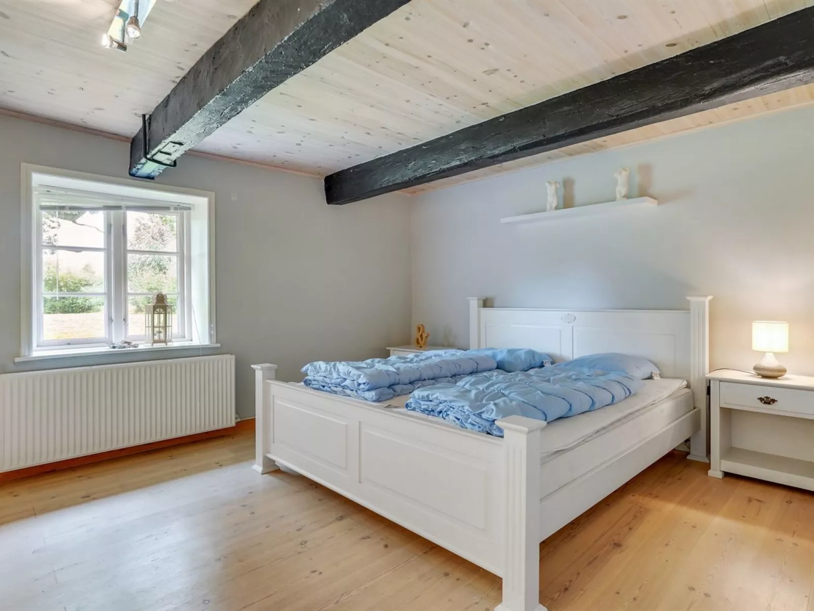 "Knut" - 10km from the sea-Binnen