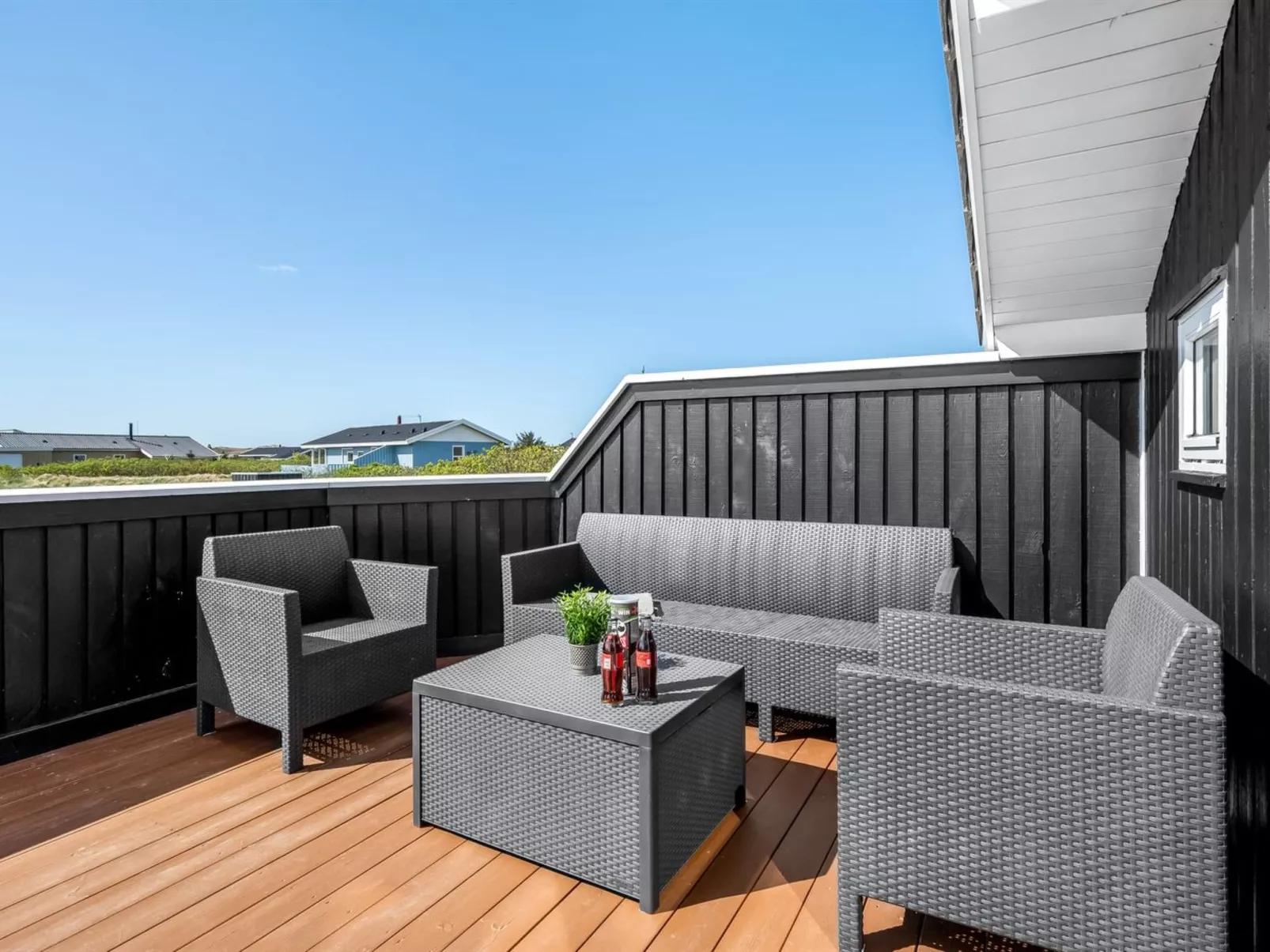 "Floriana" - 650m from the sea-Buiten