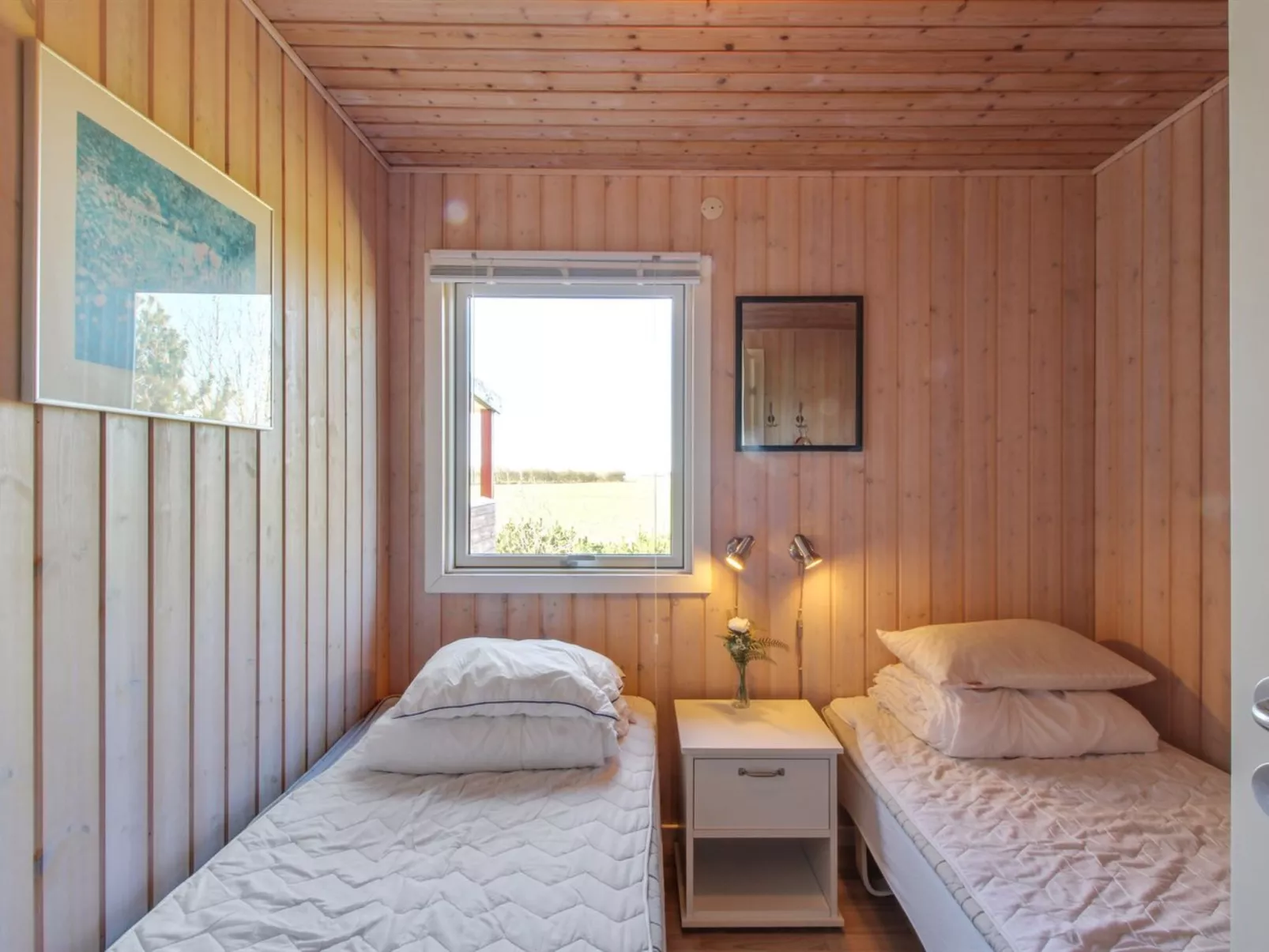 "Yanne" - 400m from the sea-Binnen