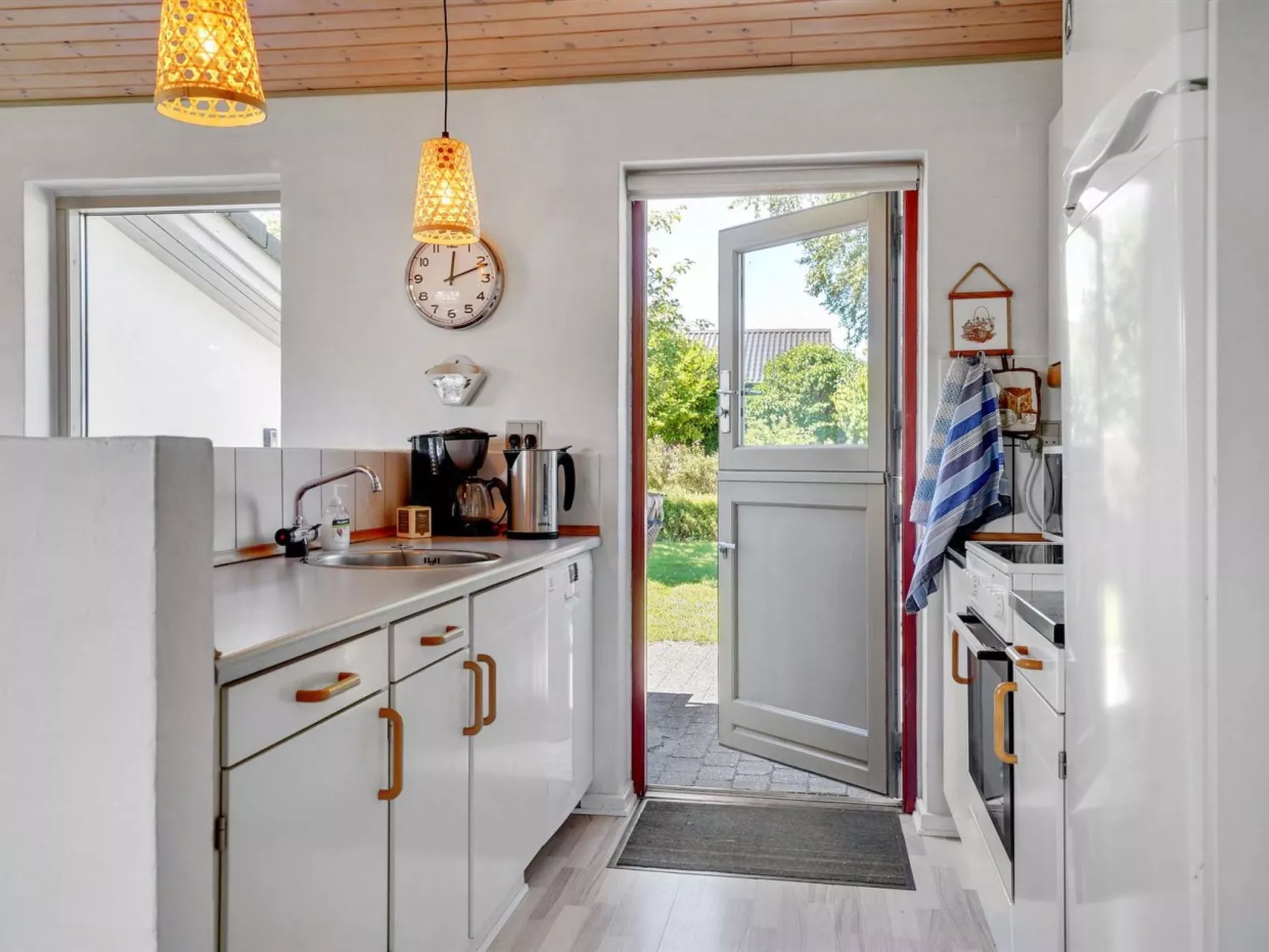 "Ilppo" - 200m from the sea-Binnen