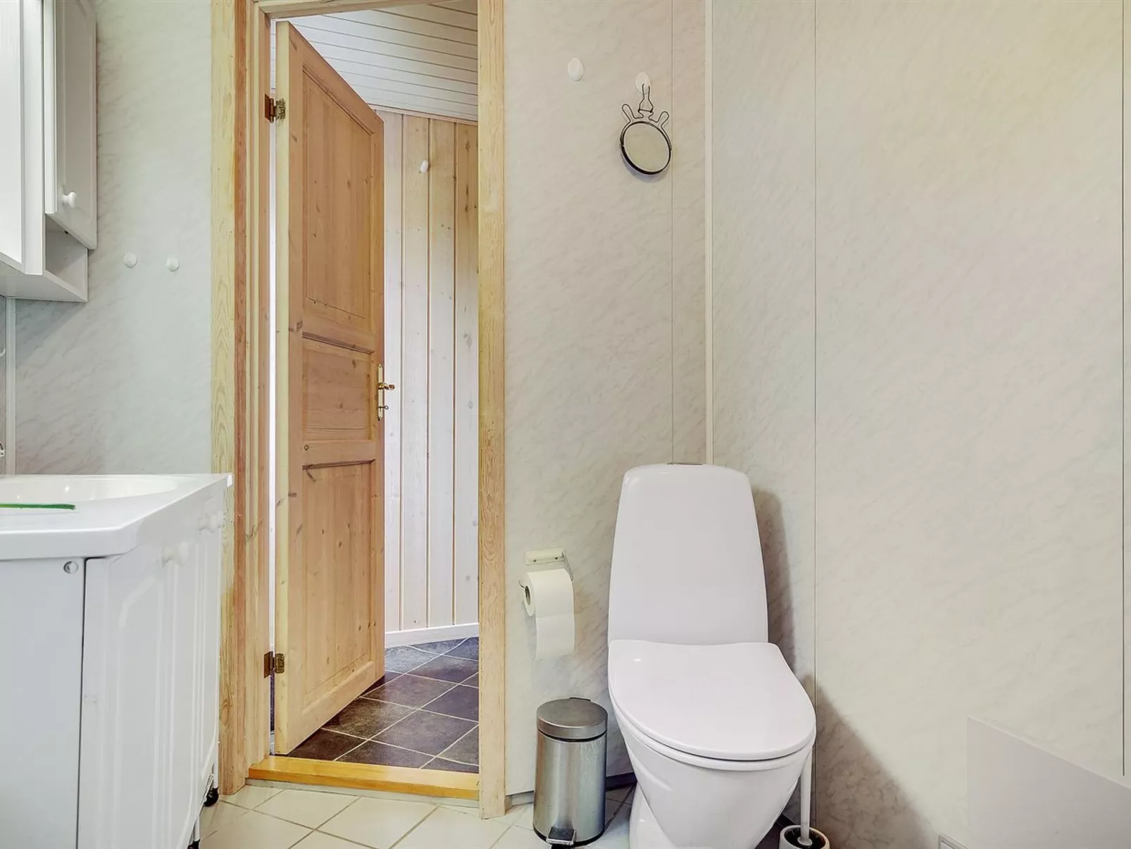 "Patrice" - 2km from the sea-Binnen