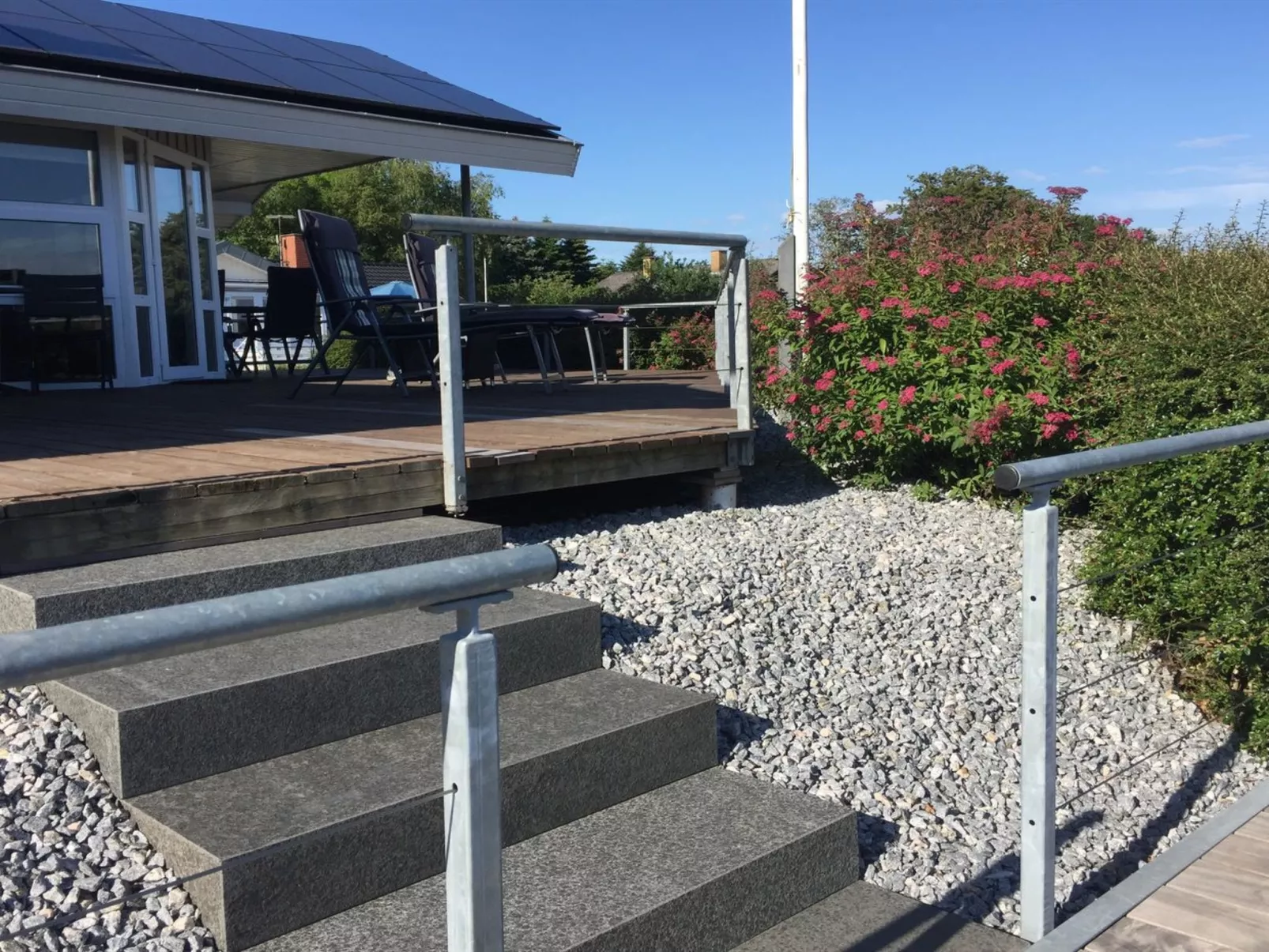 "Ebbeline" - 150m from the sea-Buiten