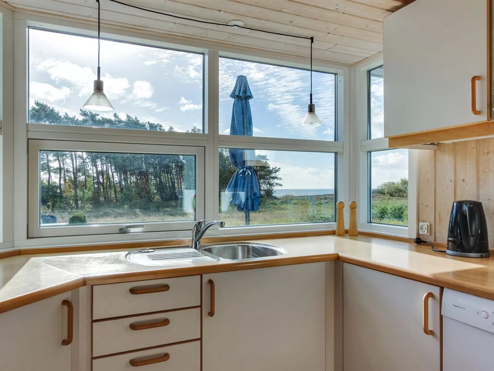 "Kajsa" - 50m from the sea-Binnen