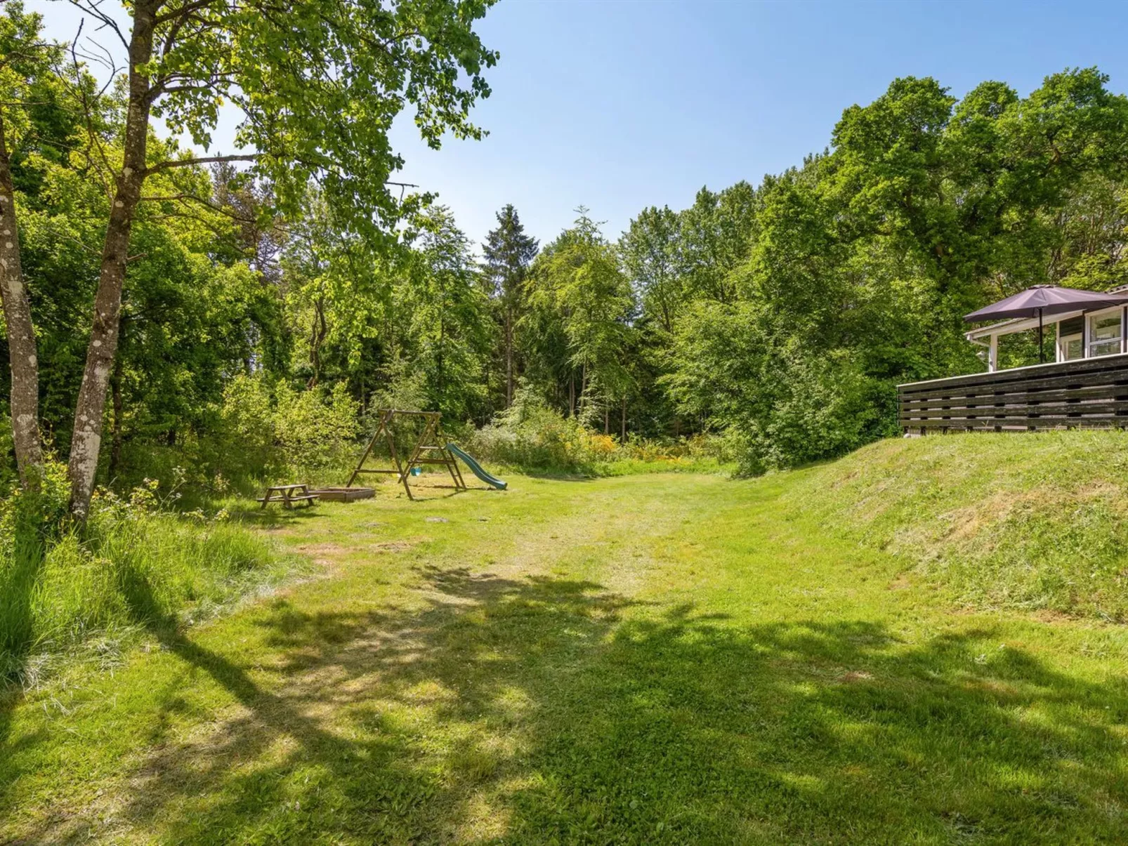 "Gunward" - 1.5km from the sea-Buiten