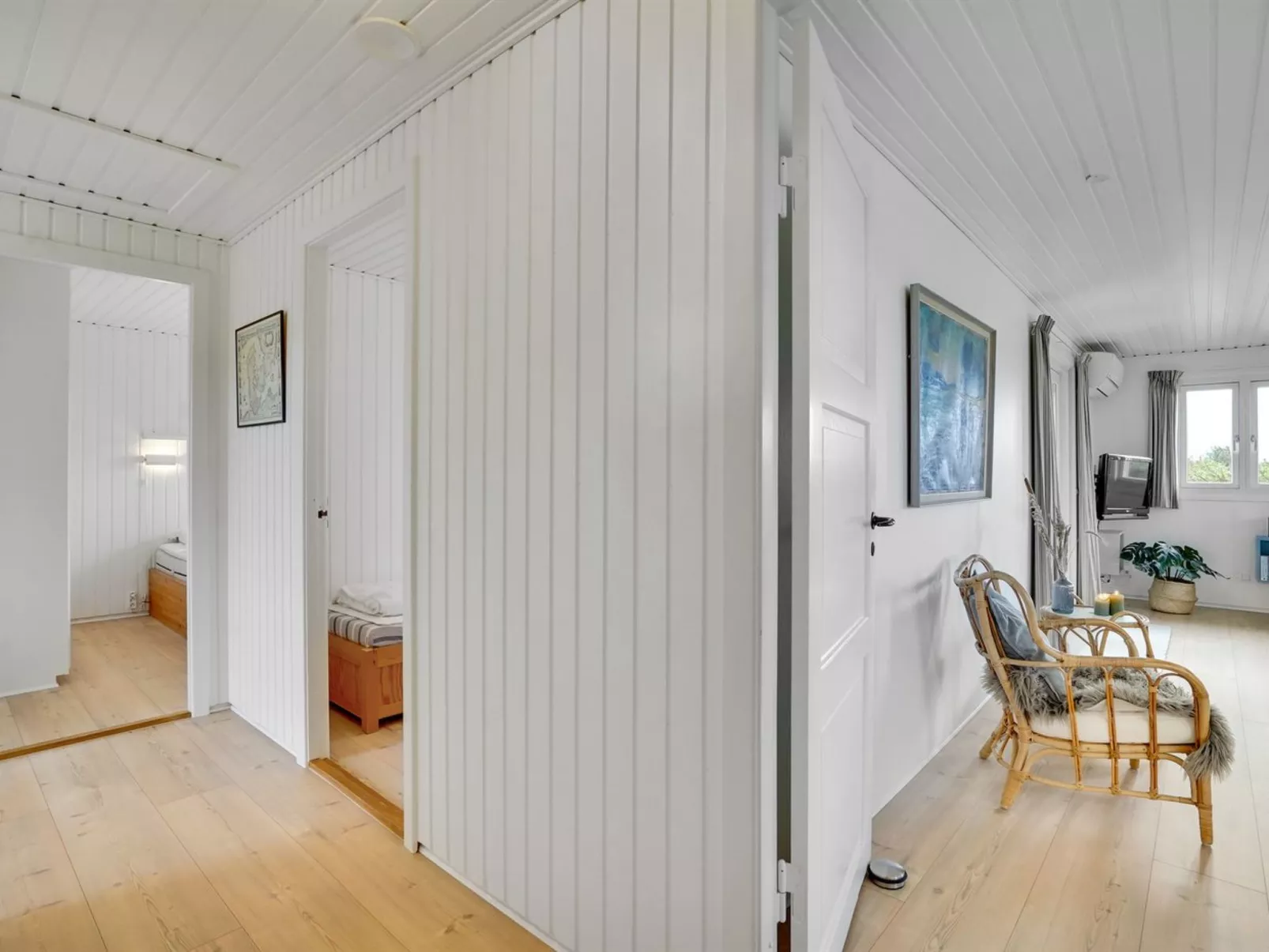 "Iken" - 500m from the sea-Binnen