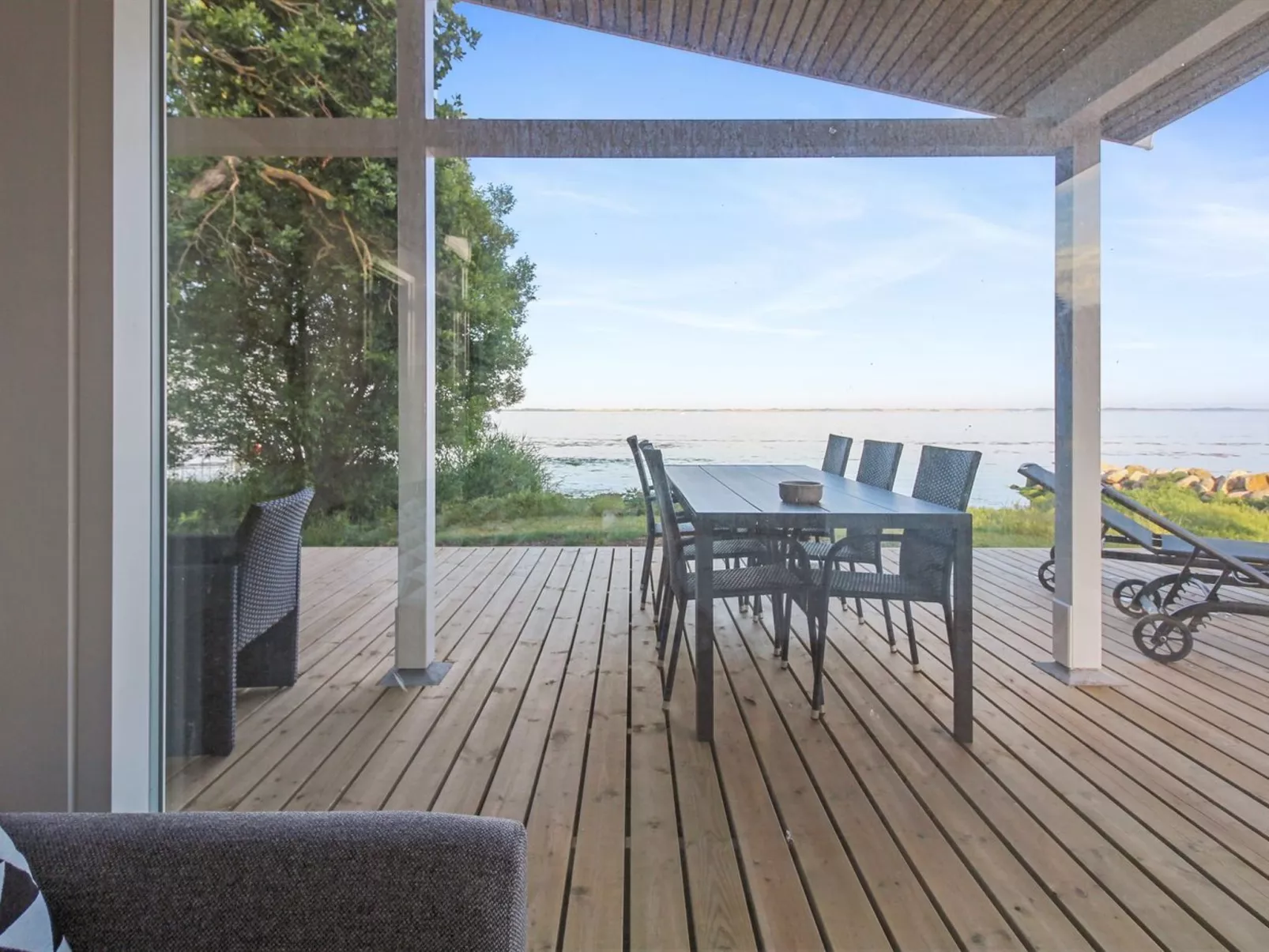 "Sasser" - 10m from the sea-Buiten