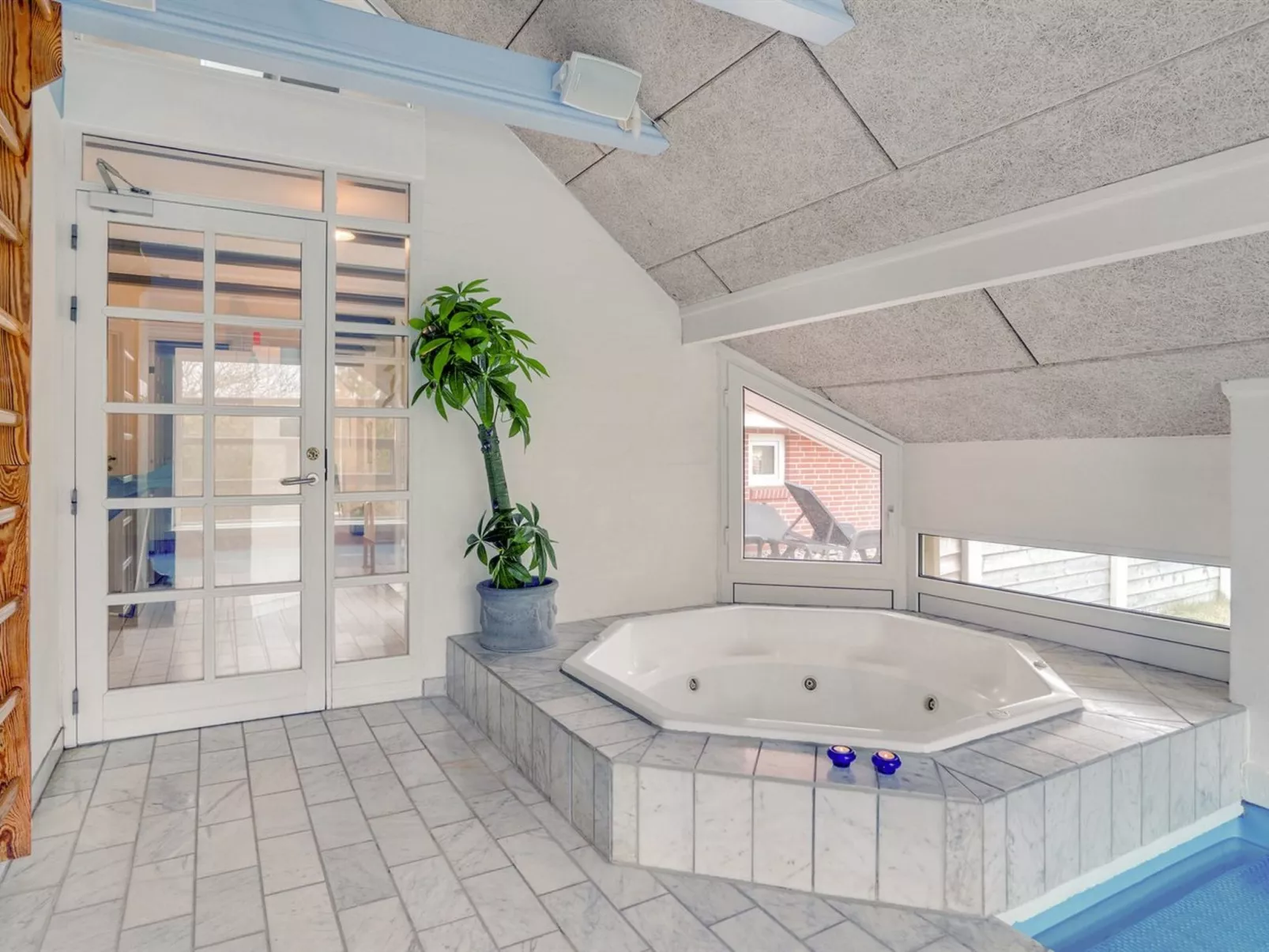 "Swening" - 2.1km from the sea-Binnen