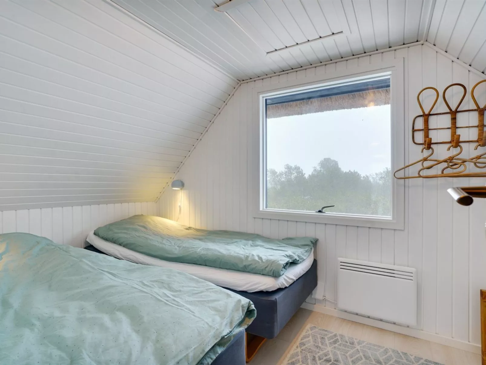 "Reiko" - 1.5km from the sea-Binnen