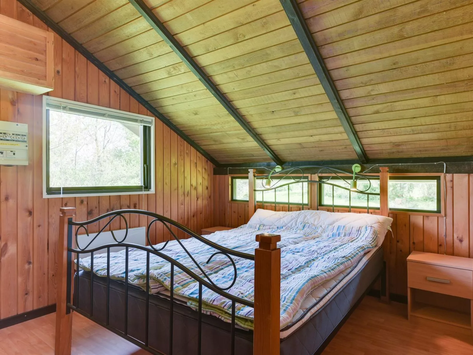 "Henna" - 550m to the fjord-Binnen