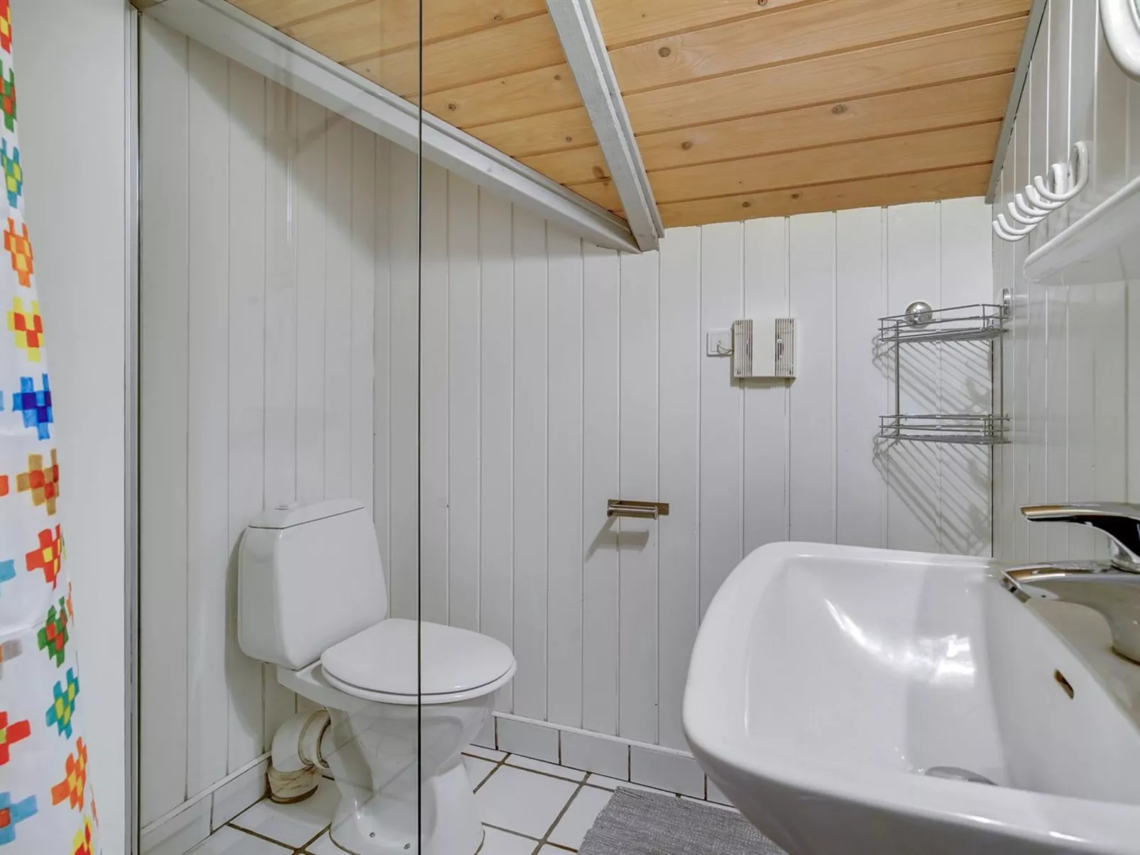 "Erly" - 500m from the sea-Binnen