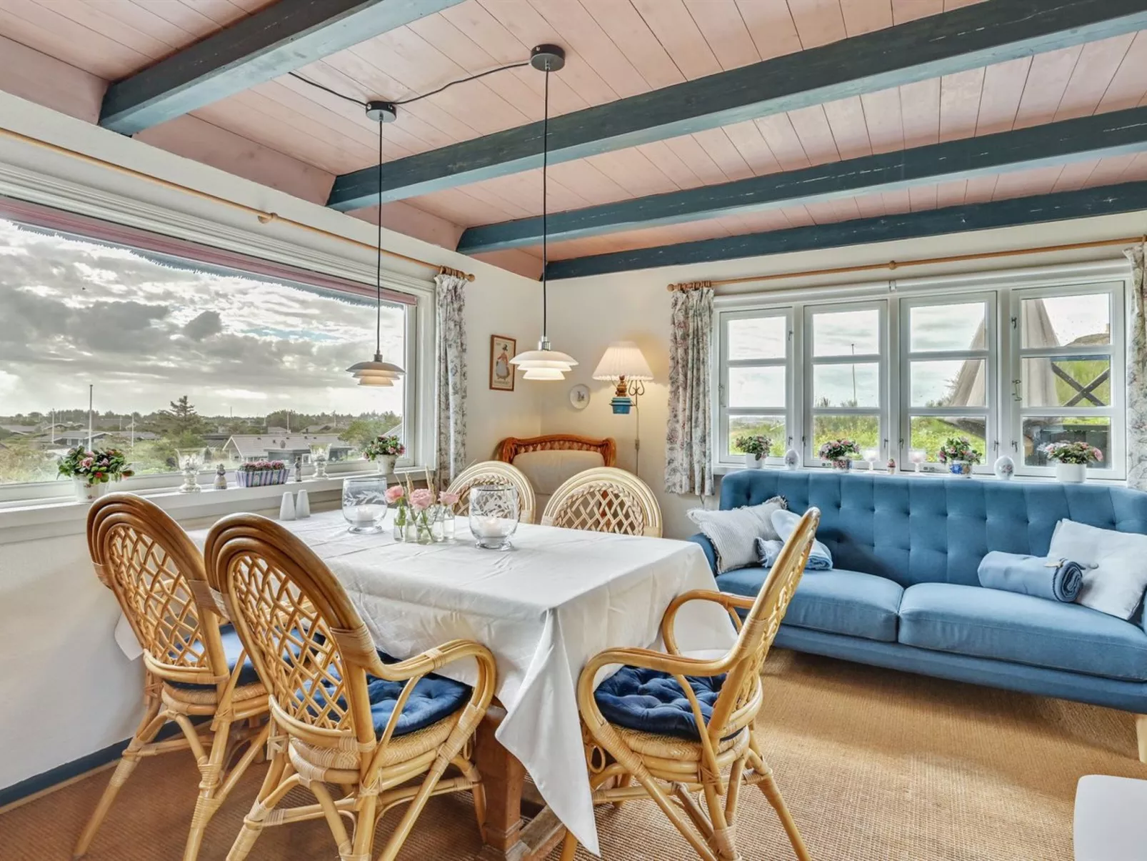 "Annika" -  from the sea-Binnen