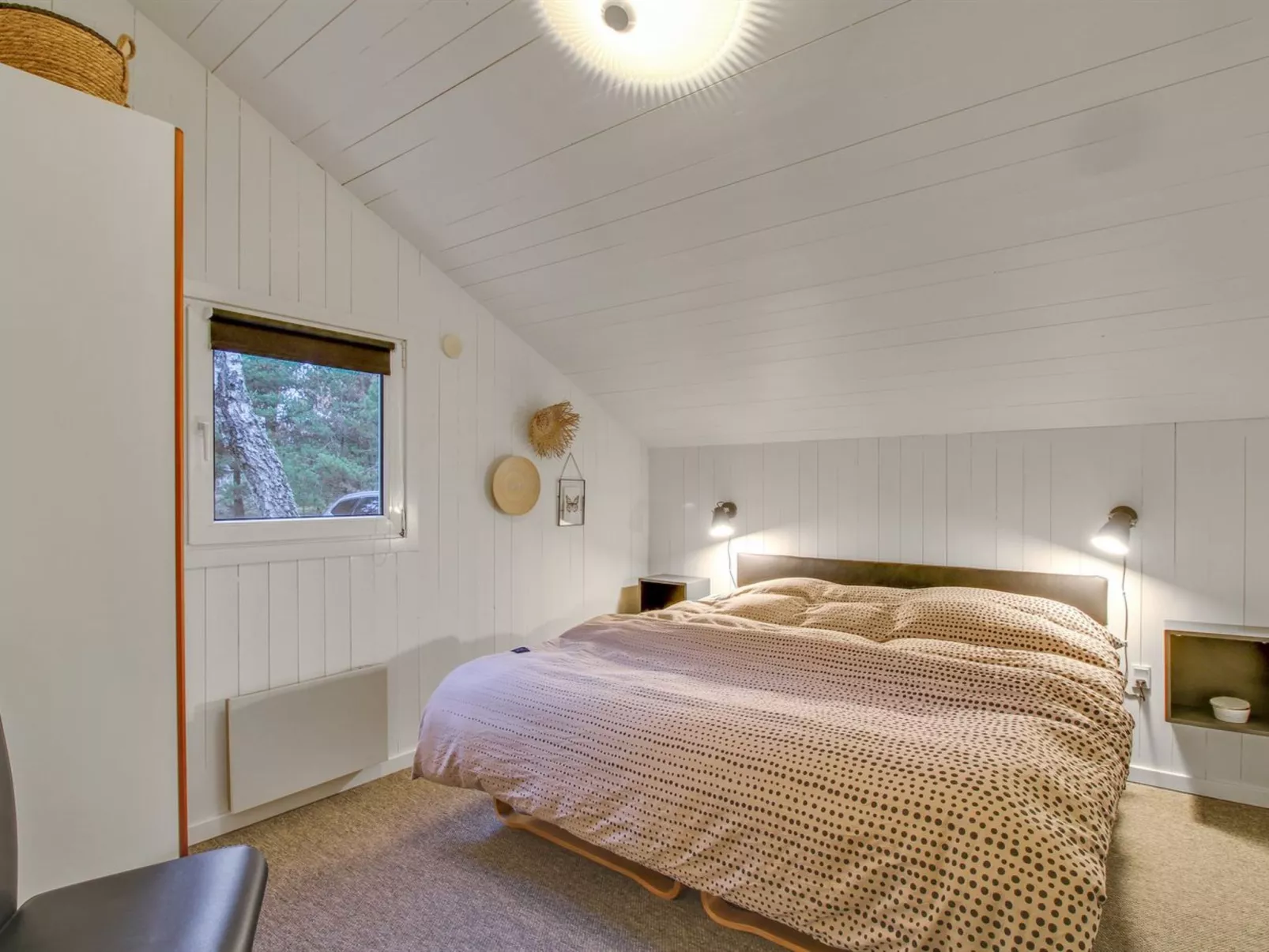 "Jensen" - 700m to the fjord-Binnen