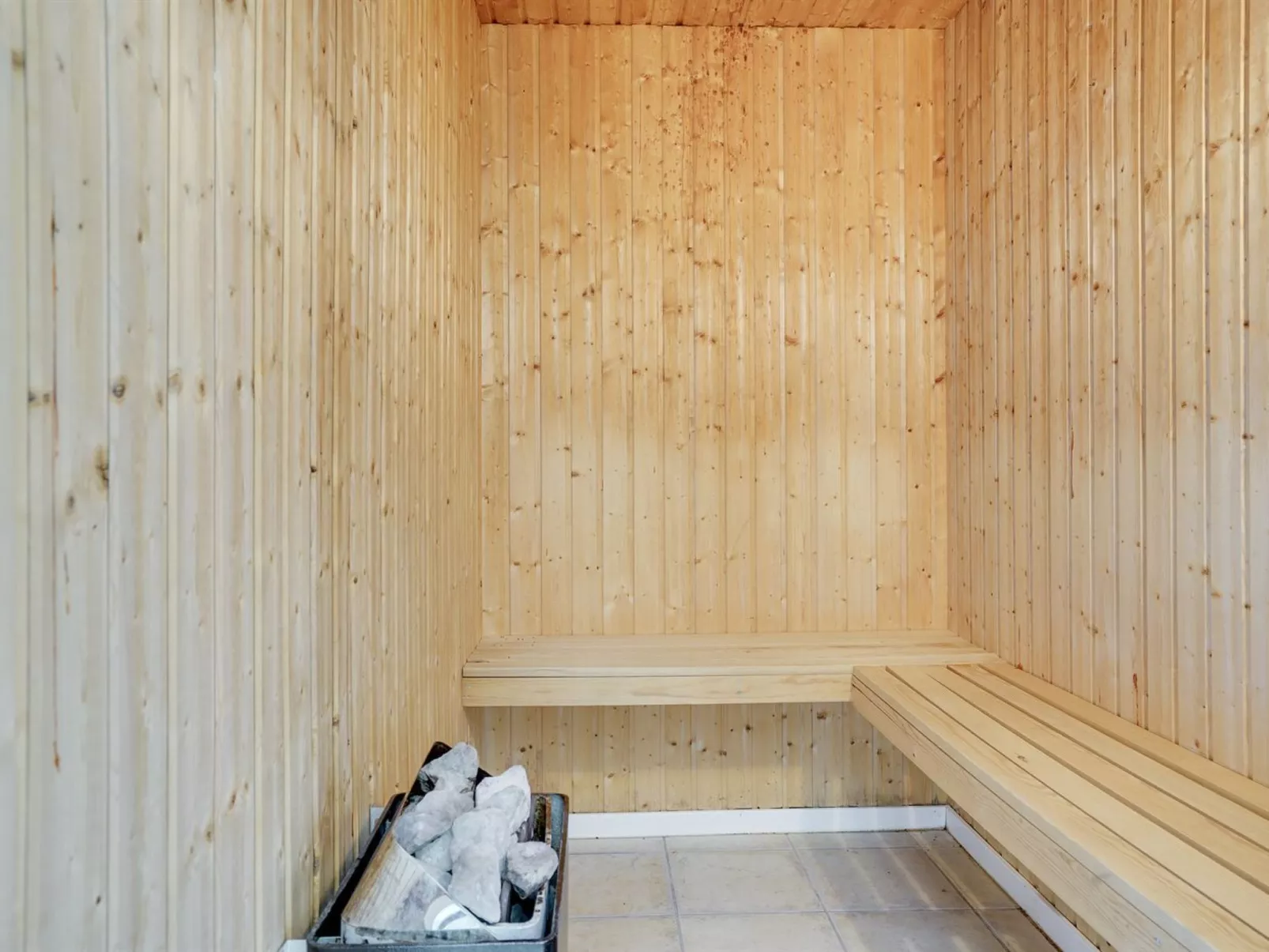 "Lottje" - 300m from the sea-Binnen