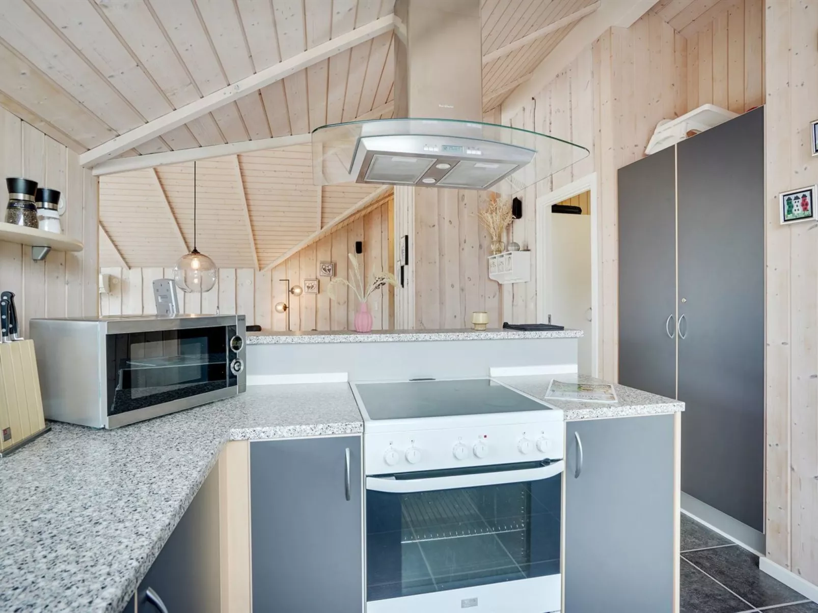 "Chermeine" - 1.2km to the fjord-Binnen