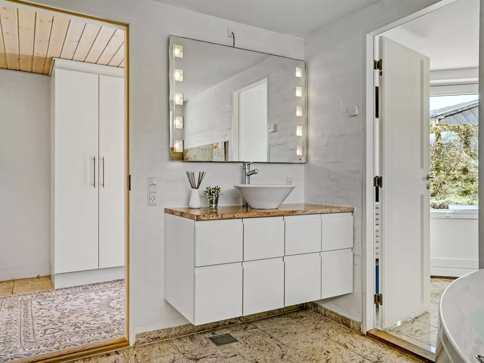 "Ejvind" - 100m from the sea-Binnen