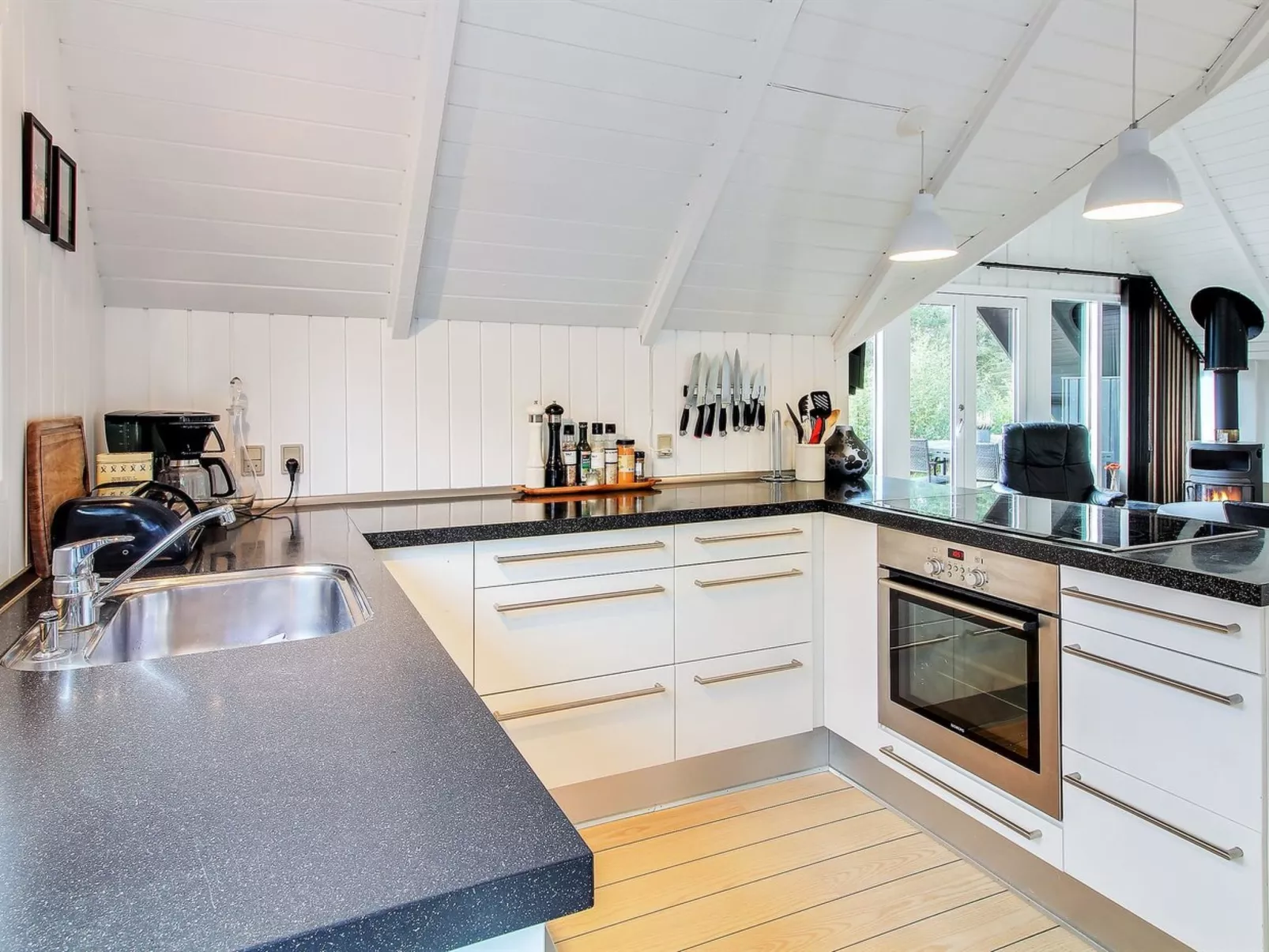 "Awenasa" - 4.1km from the sea-Binnen