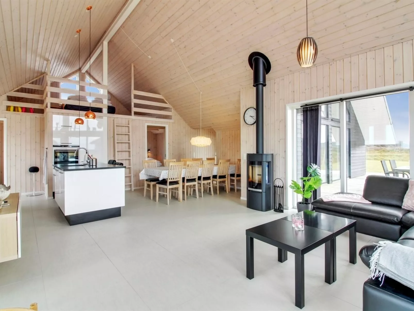 "Othinkarl" - 100m from the sea-Binnen