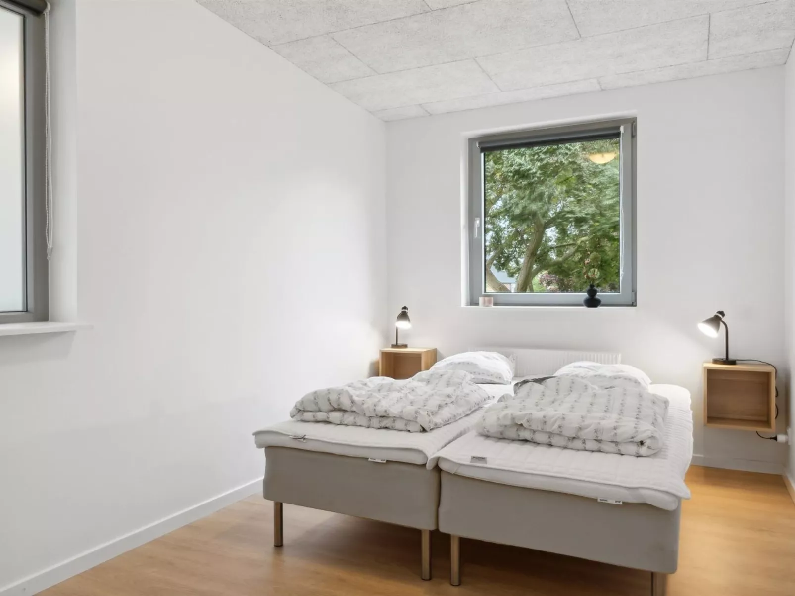 "Elaine" - 350m from the sea-Binnen