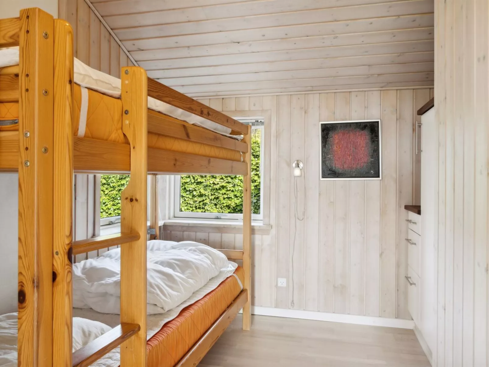 "Miriam" - 400m from the sea-Binnen