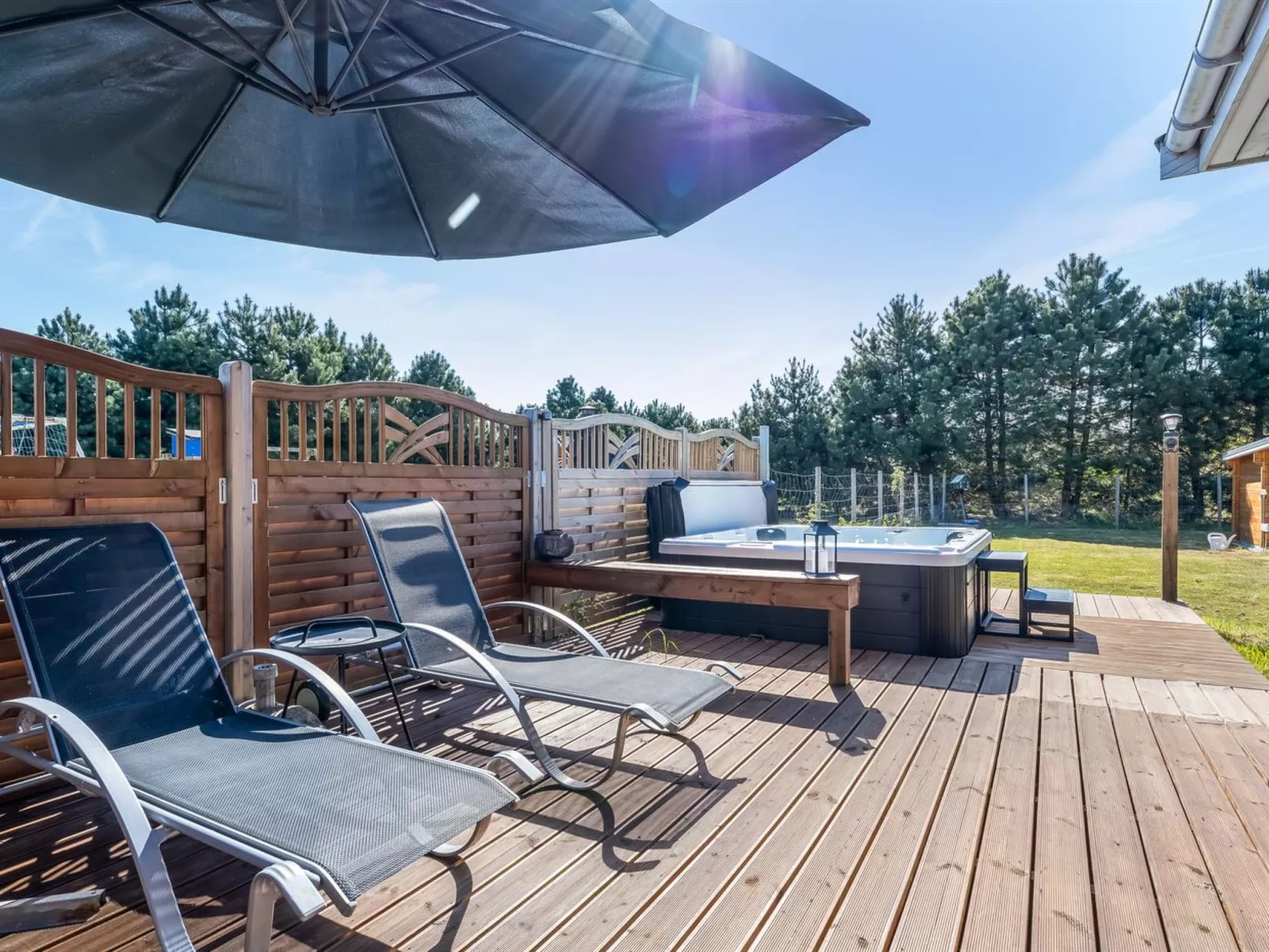 "Vicktoria" - 1.5km from the sea-Buiten