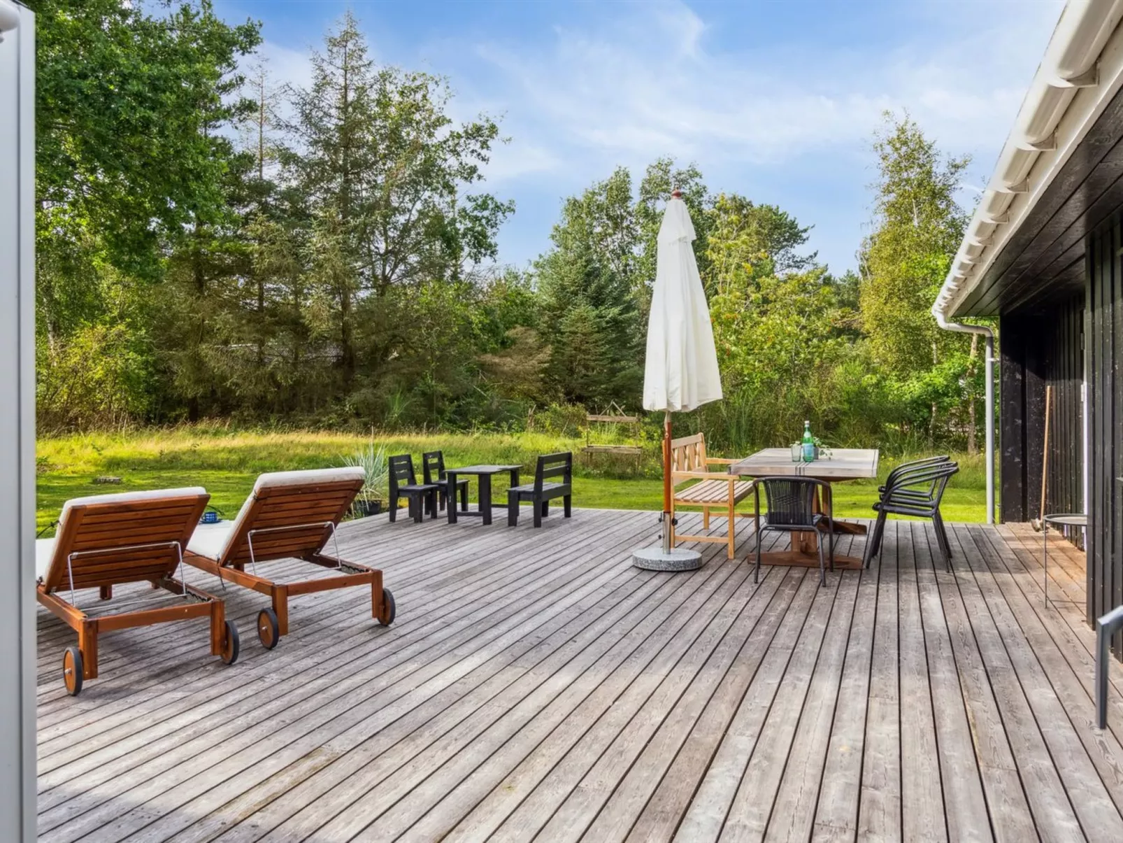 "Mella" - 625m from the sea-Buiten