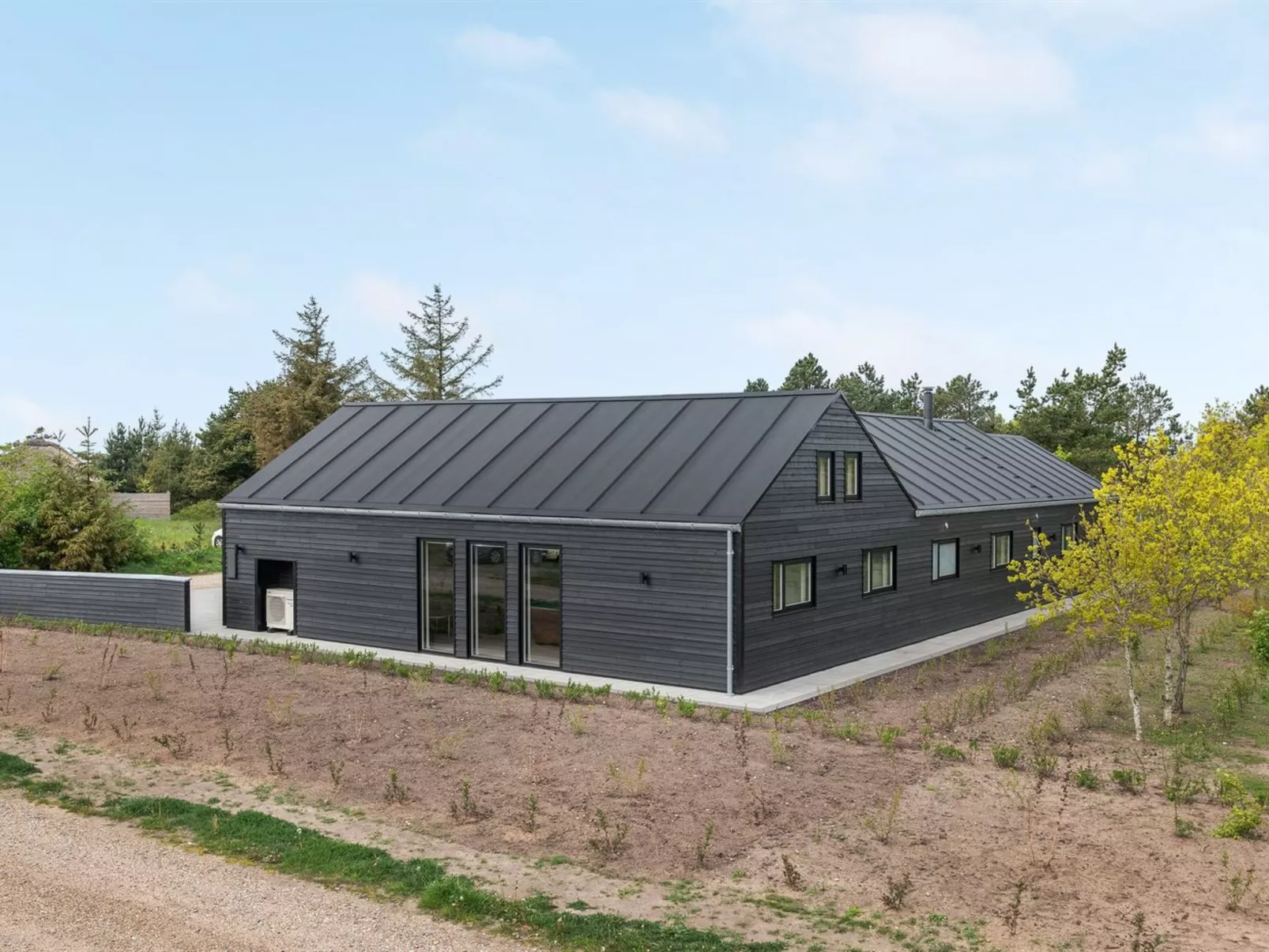 "Jonne" - 200m to the fjord-Buiten