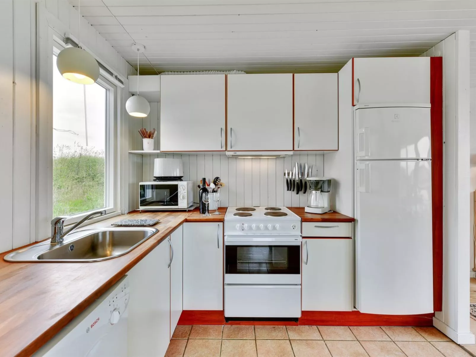 "Marika" - 500m from the sea-Binnen