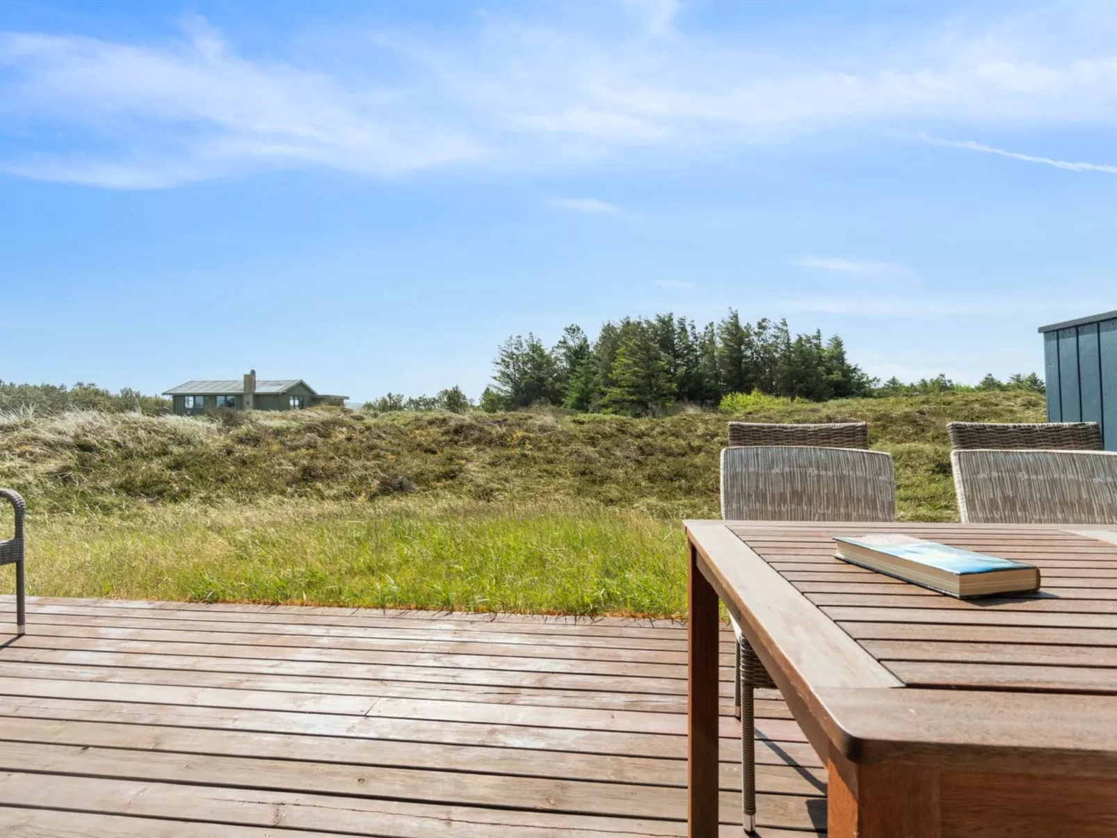 "Henri" - 500m from the sea-Buiten