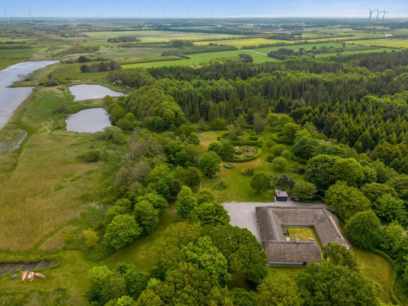 "Tatiane" - 10km from the sea-Buiten