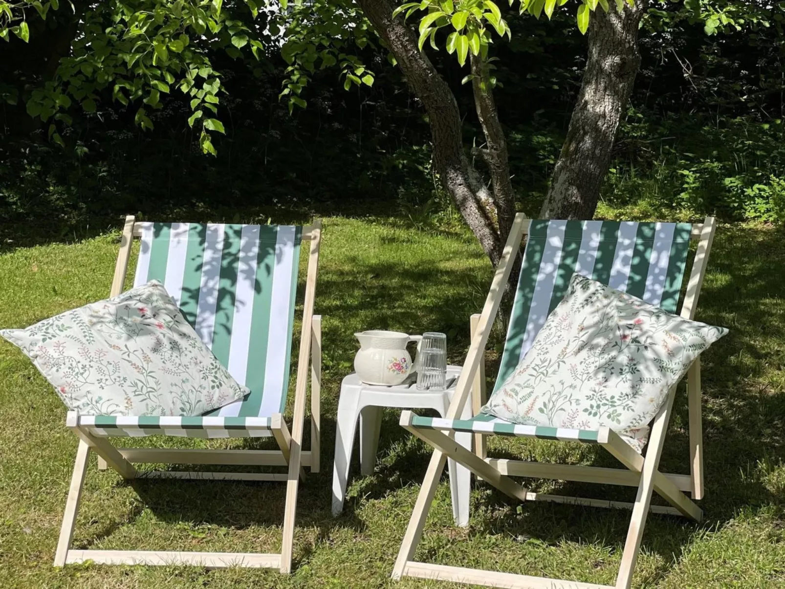 "Elvin" - 2.7km from the sea-Buiten