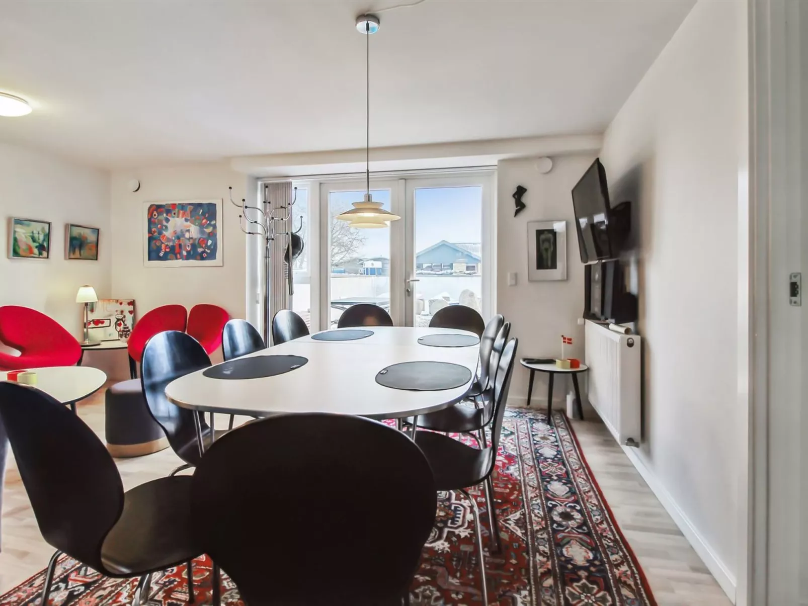 "Mirja" - 50m to the fjord-Binnen