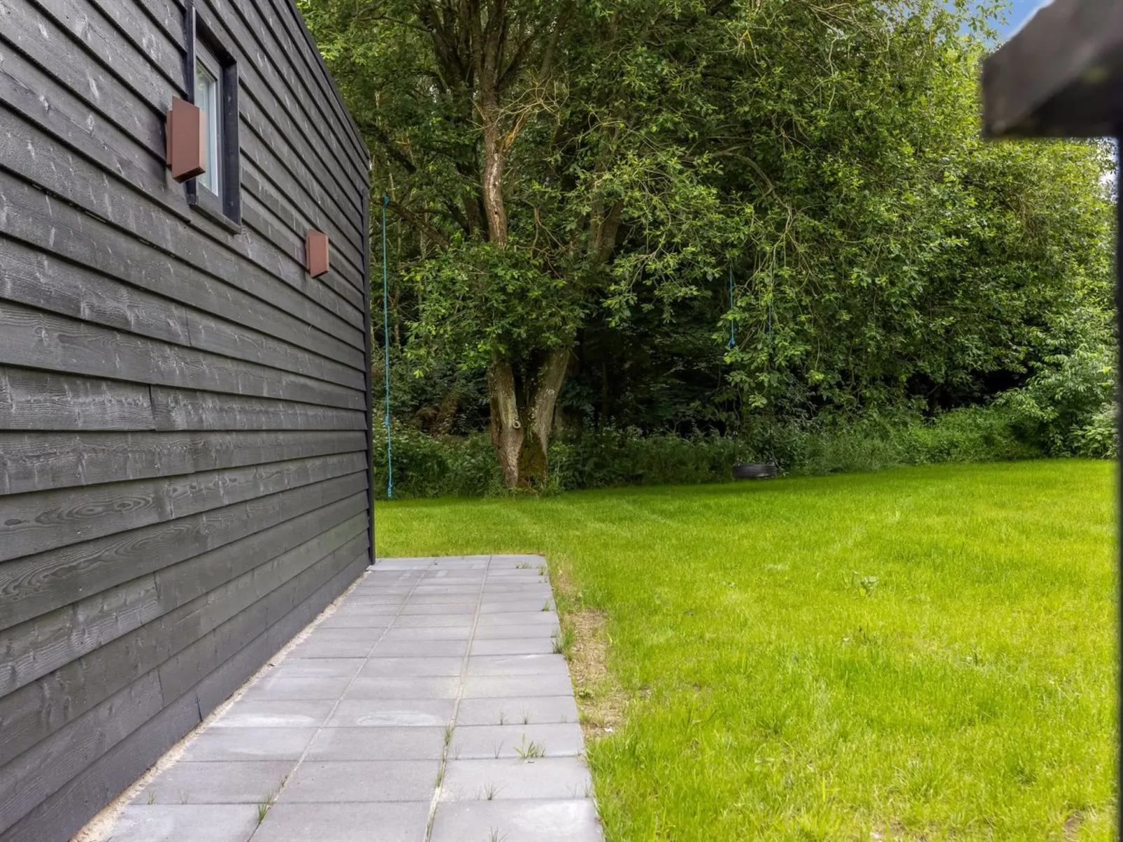 "Scalli" - 1.5km to the fjord-Buiten