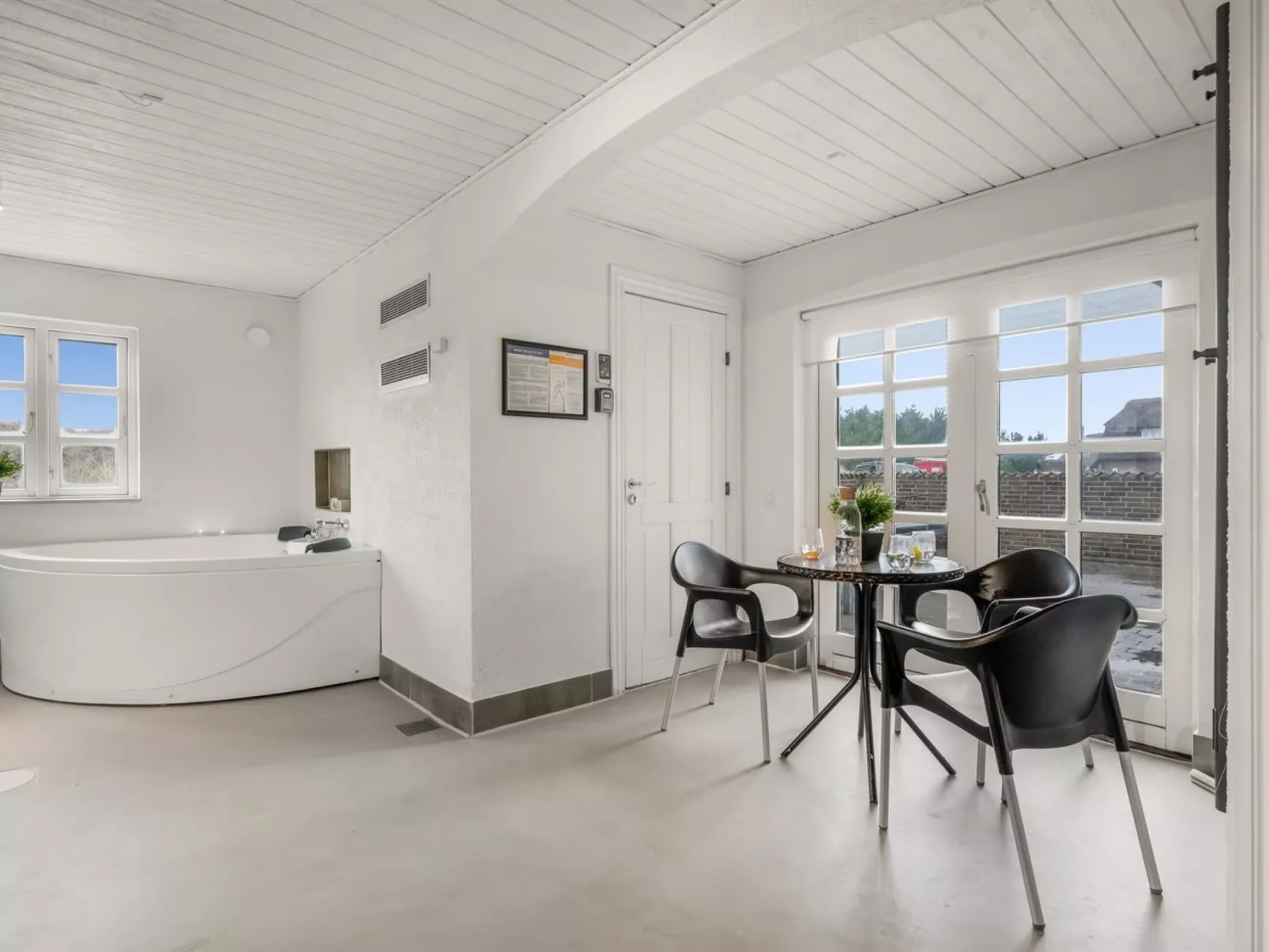 "Domnika" - 350m from the sea-Binnen