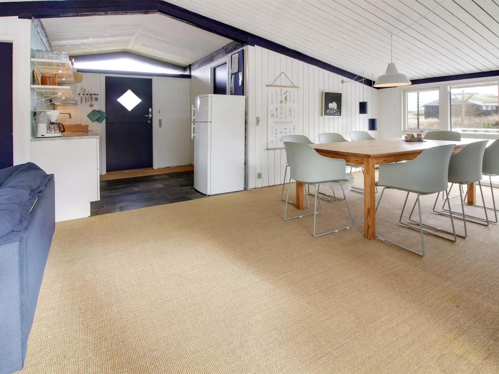 "Scarlett" - 300m from the sea-Binnen