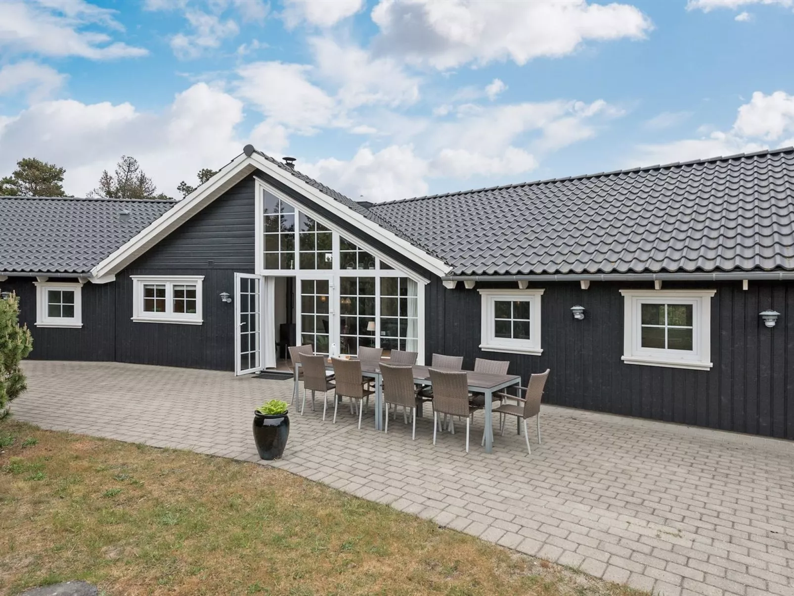 "Sighwaldi" - 900m from the sea-Buiten